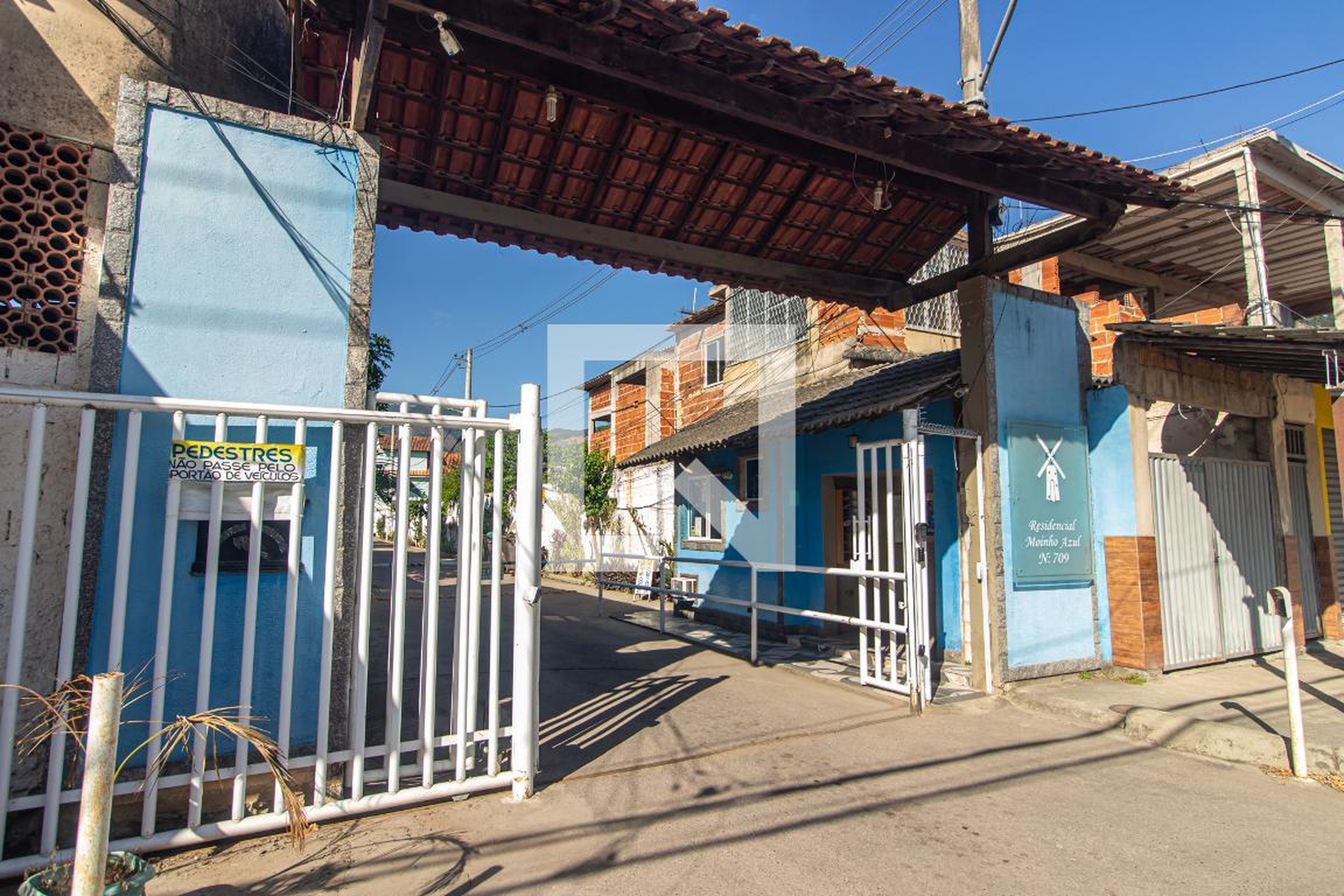 Fachada do condomínio Condomínio Moinho Azul