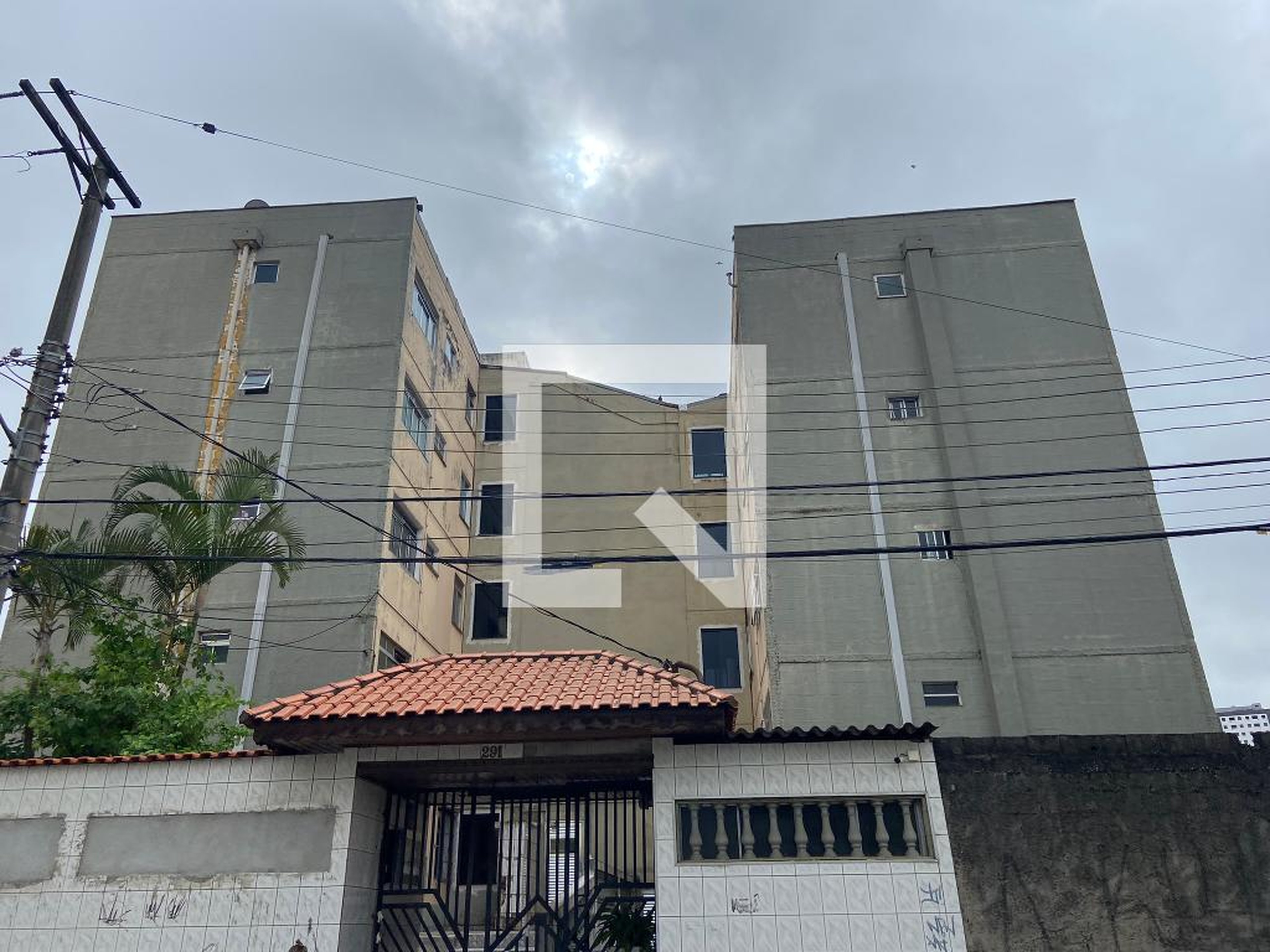 Fachada Condomínio em Rua Padre Vitor Mariano, 291