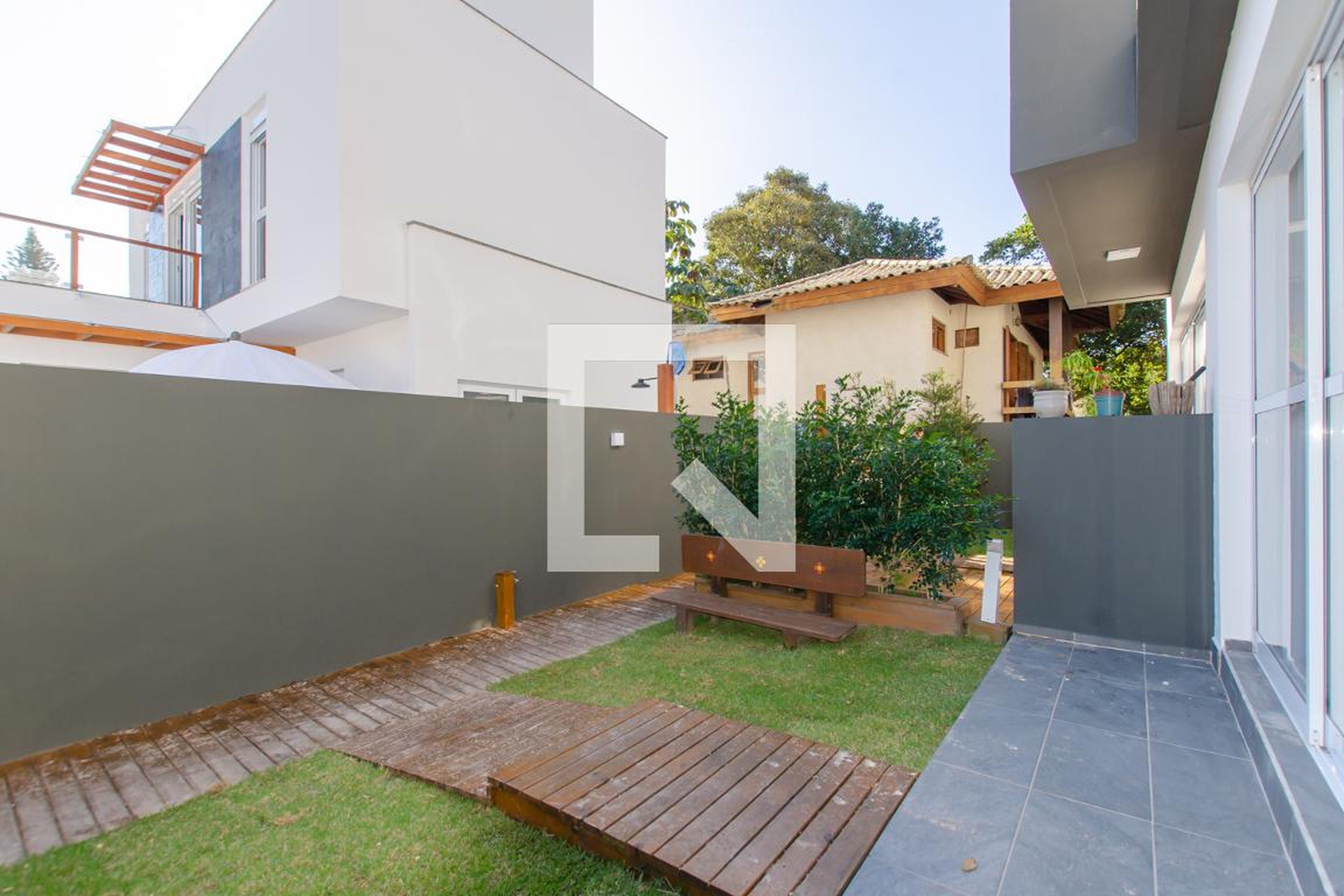 Fachada Condomínio em Servidão Júlia Alexandre Florindo, 75