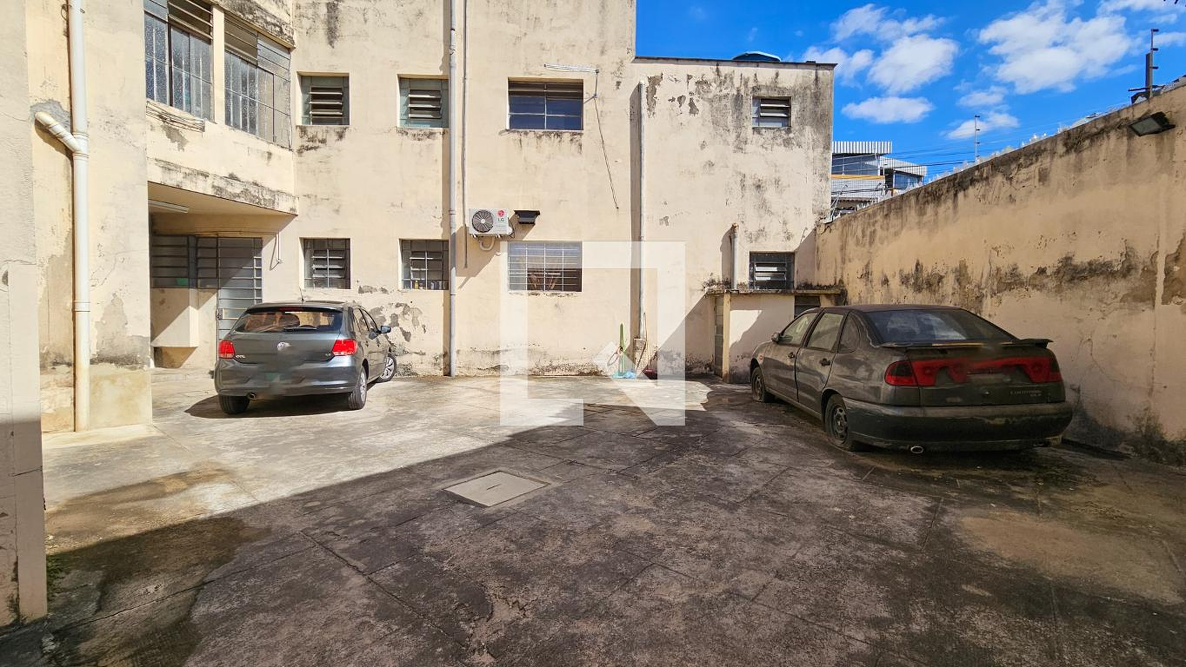 Estacionamento Condomínio em Rua Sabará, 736