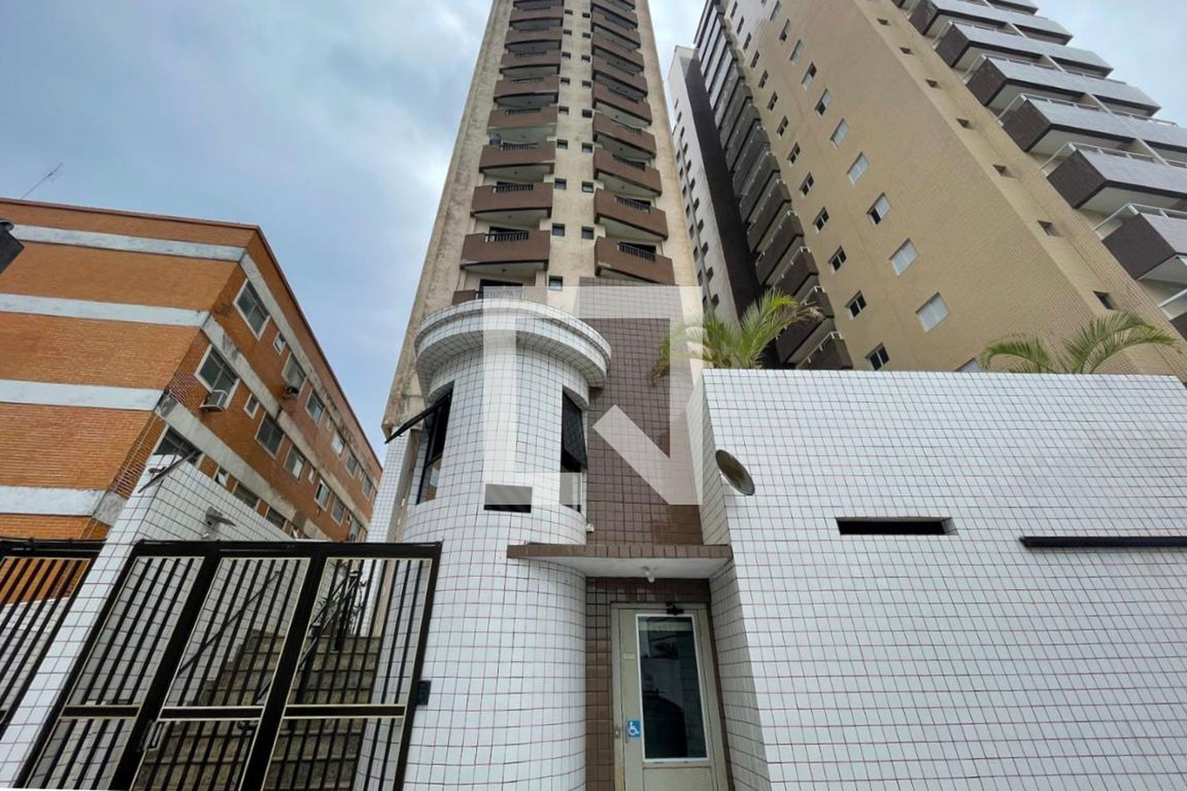 Fachada Condomínio Marcos Cominato