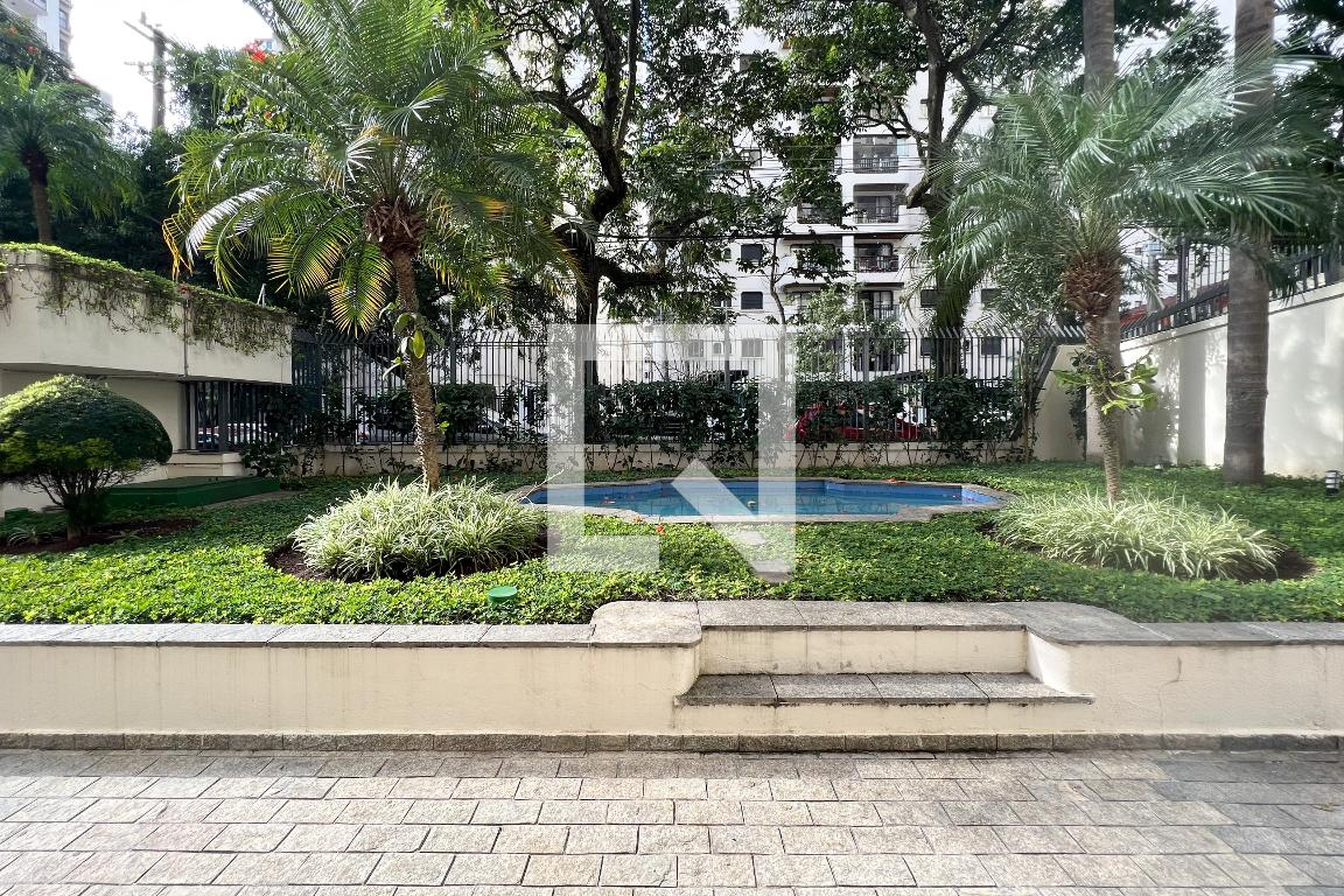 Área externa - Le Jardim