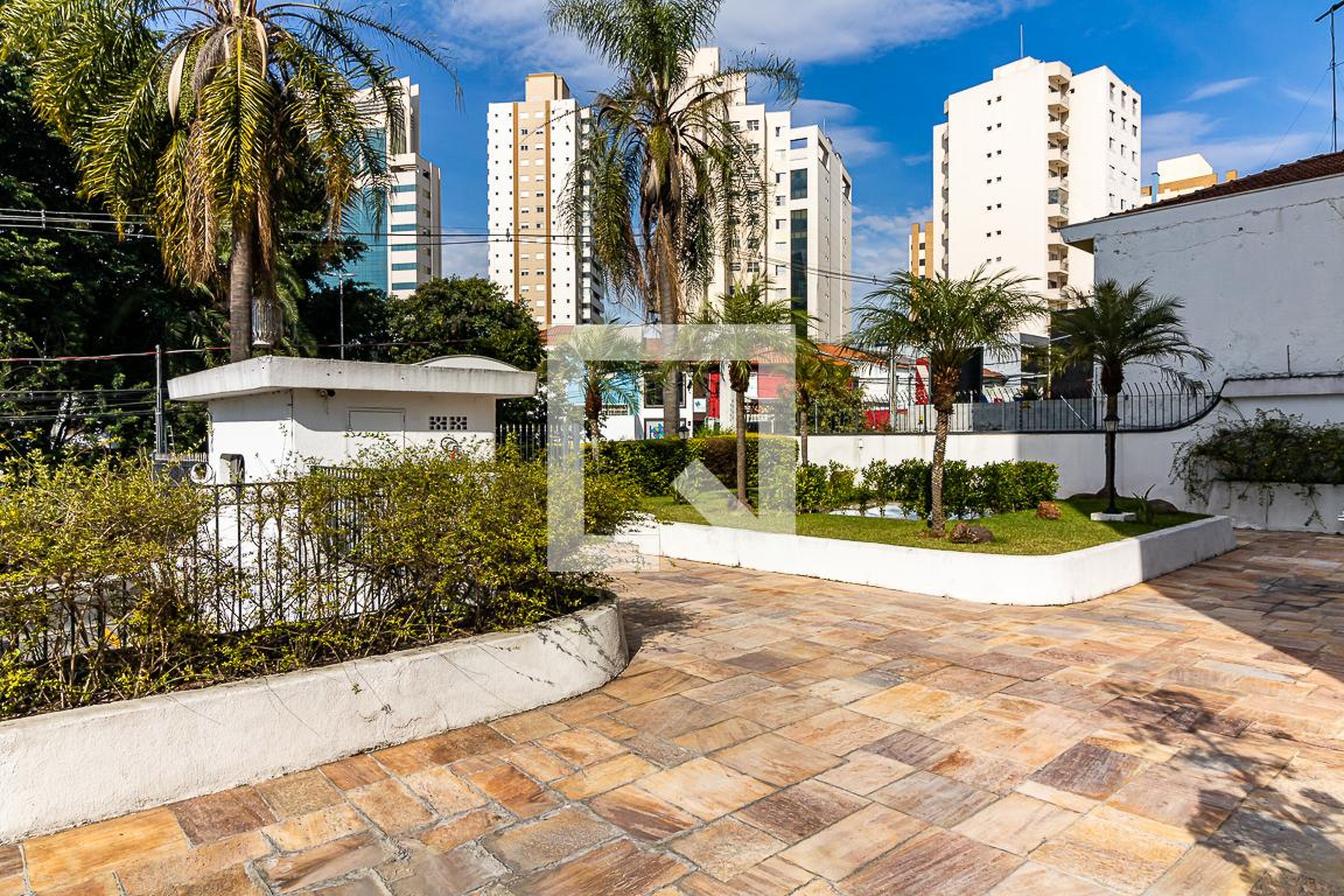 Área externa - Edifício Status I e II