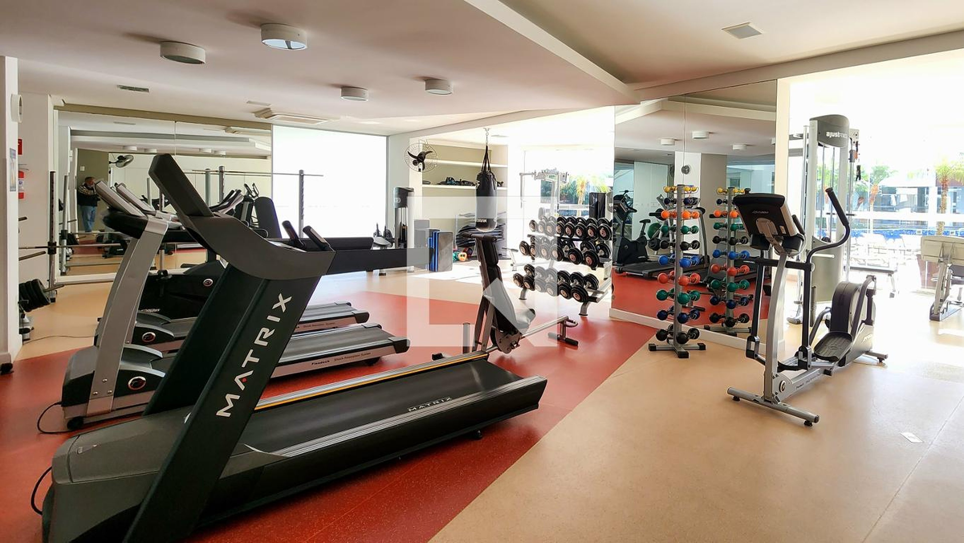 Academia - Marine Home Resort