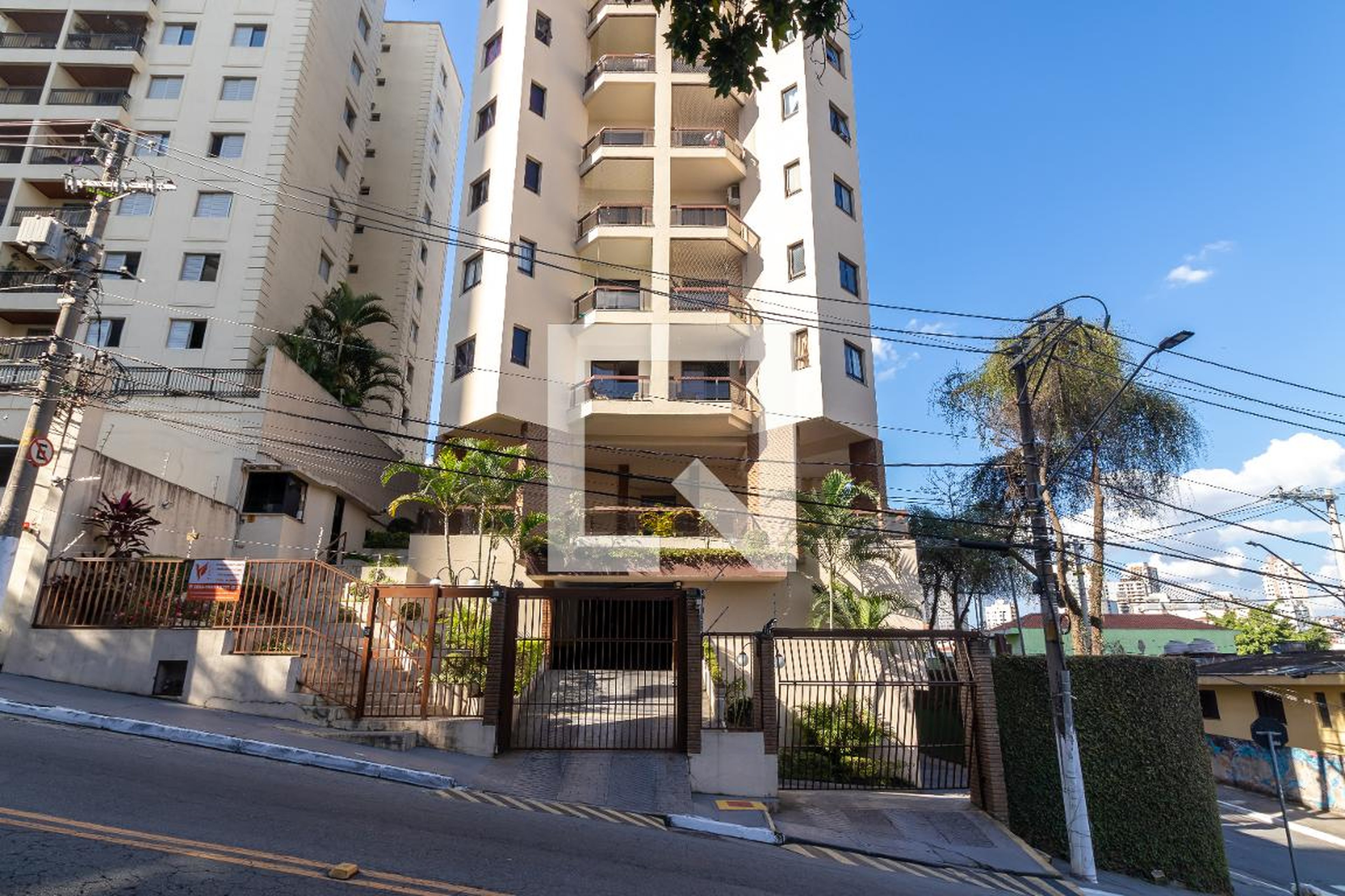 Fachada do Condomínio Condomínio Monte verde