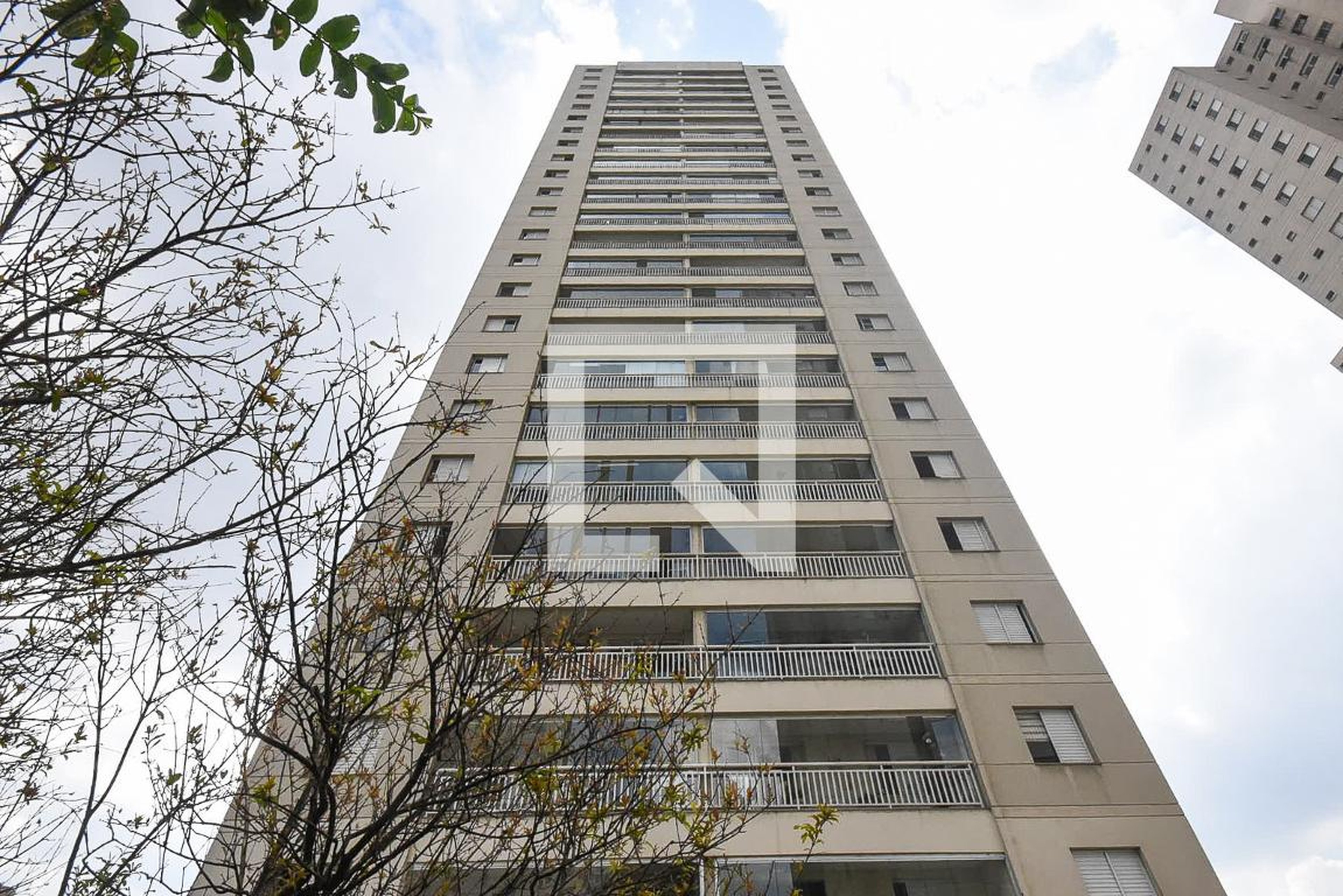 Fachada Condomínio em Rua Francisco Marcondes Vieira, 13