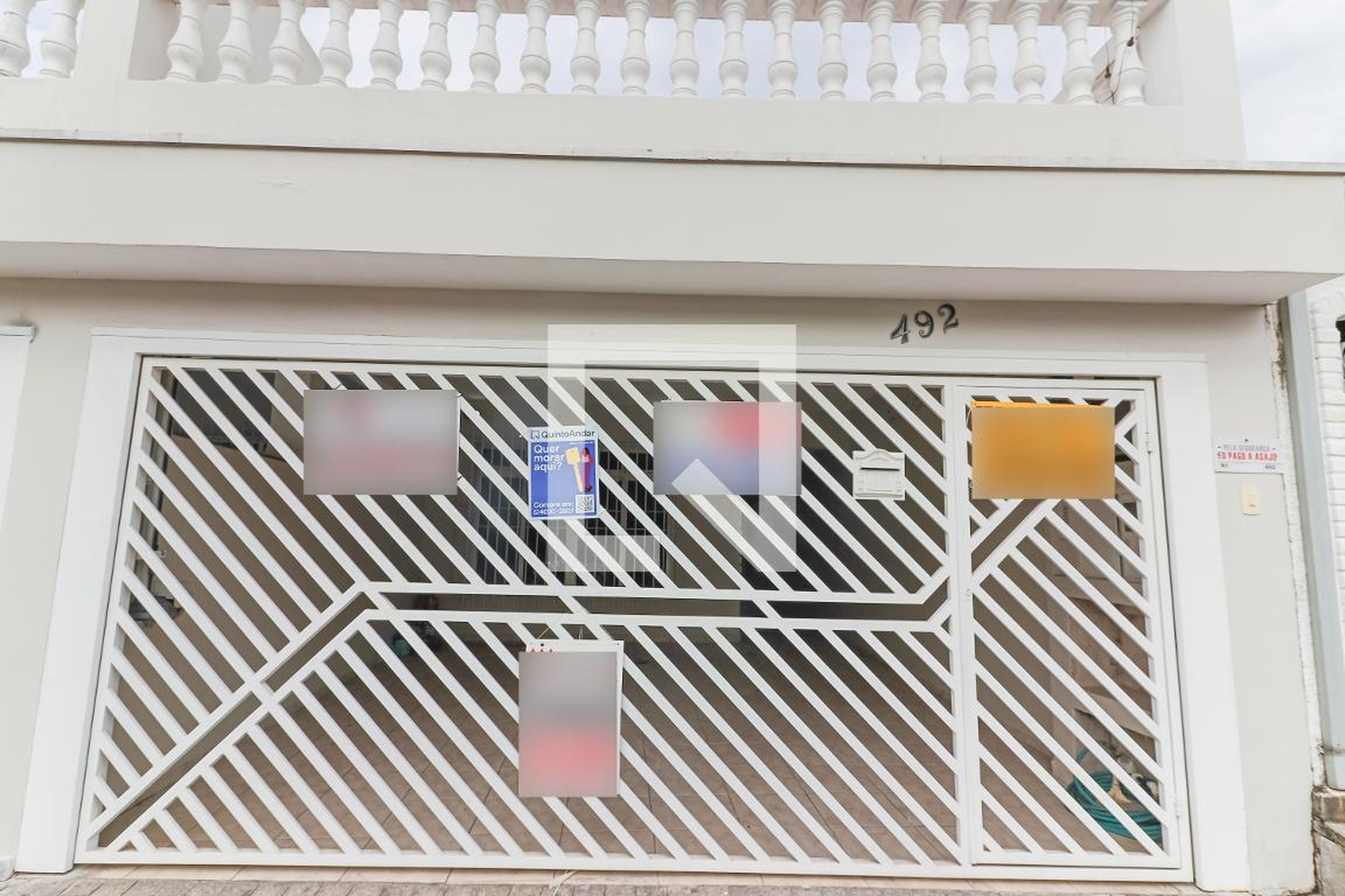 Fachada Condomínio em Rua Julieta Espírito Santo Pinheiro, 492