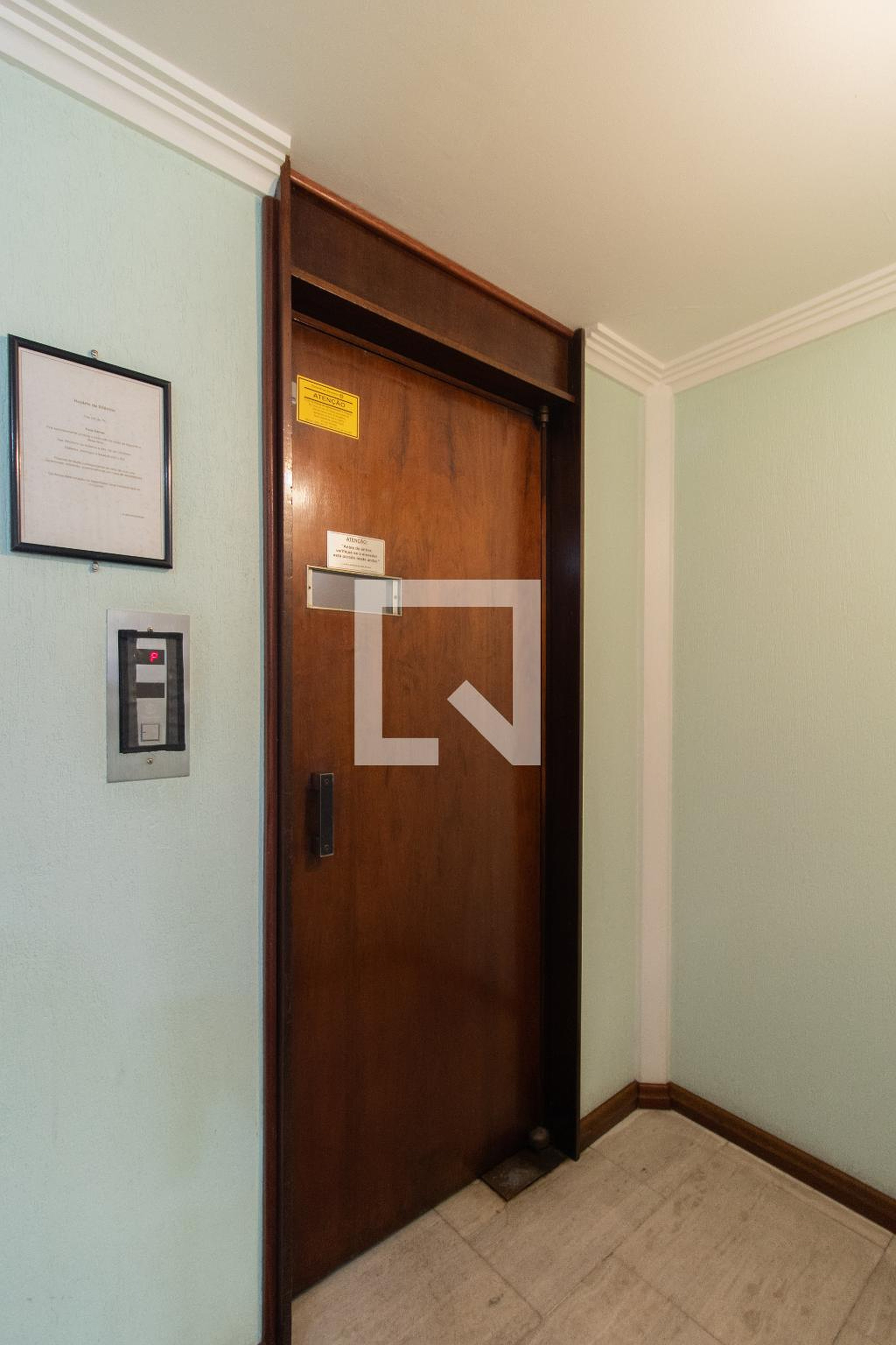 Elevador - Edifício Belvedere