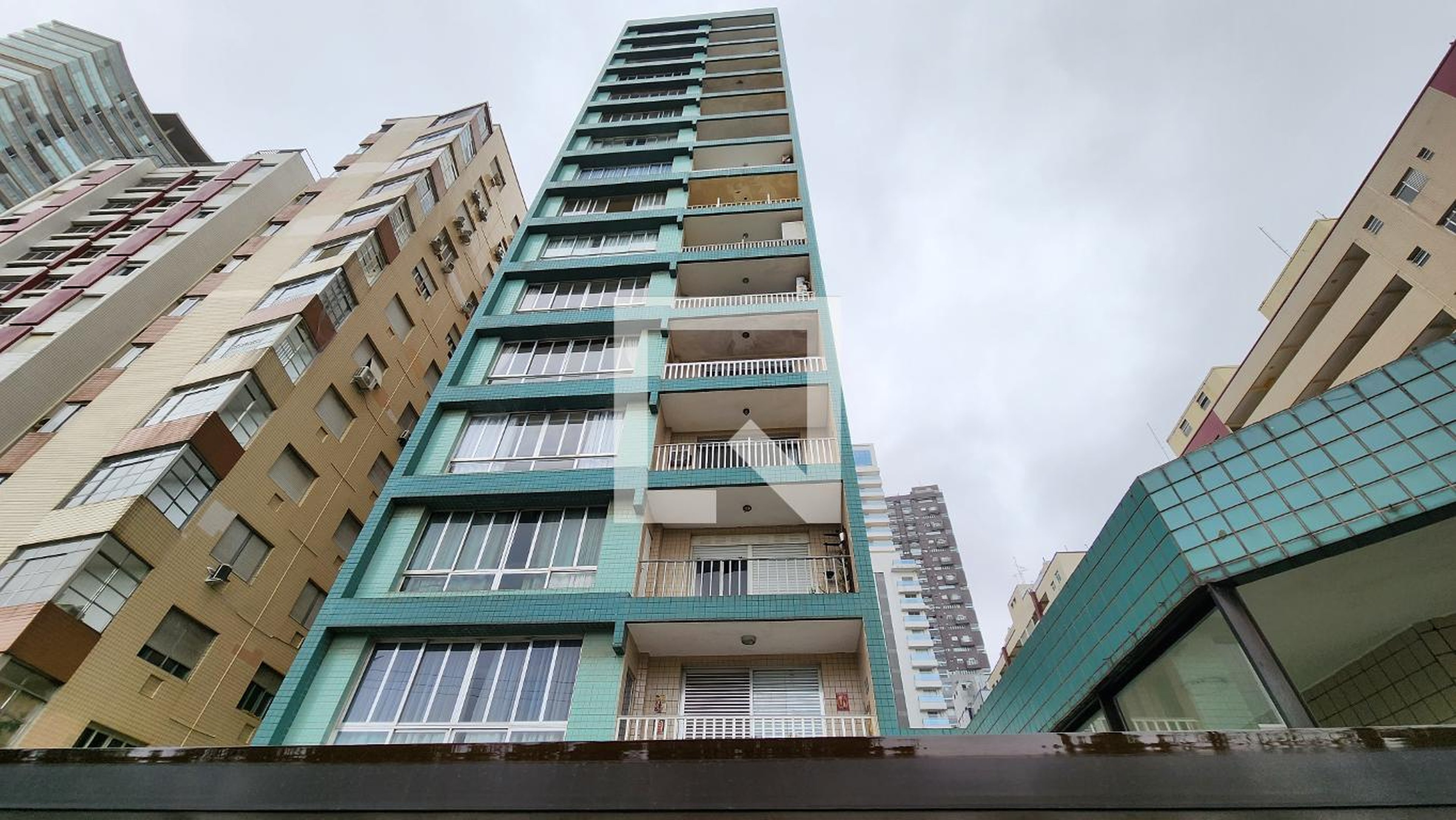 Fachada do Prédio Condomínio Costa Brava