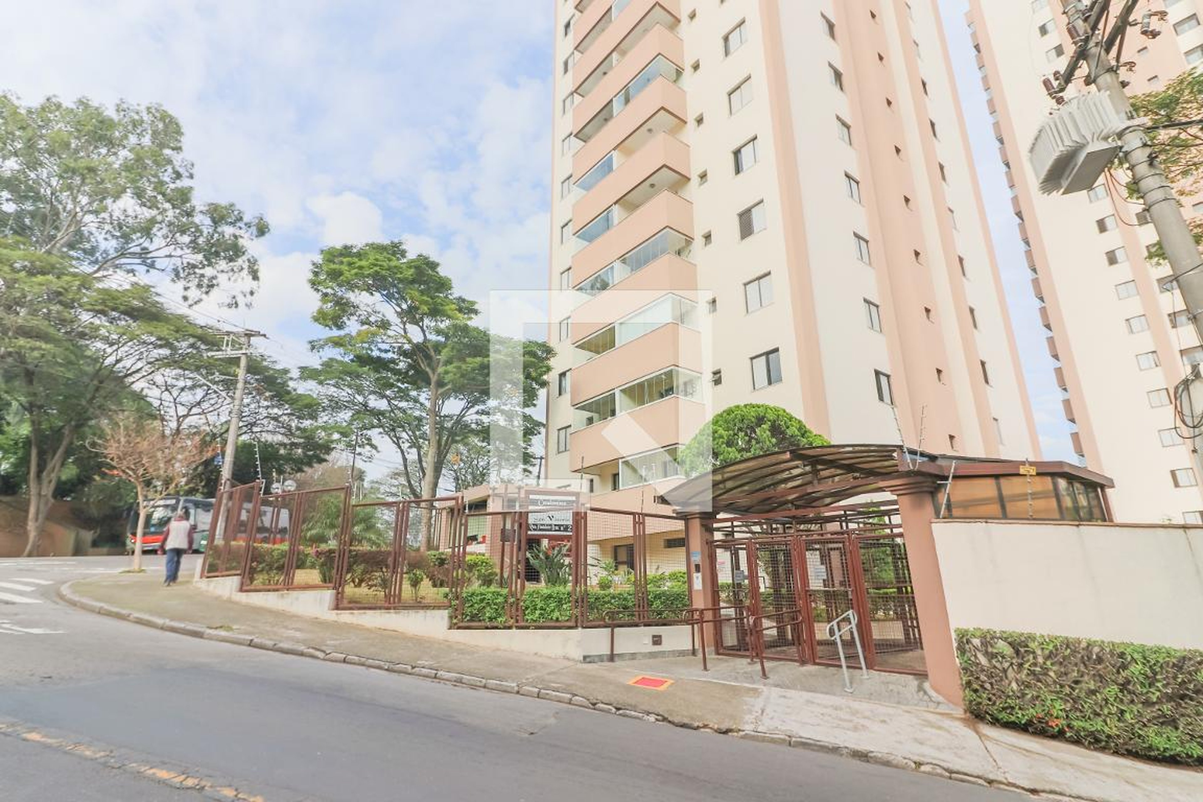 Fachada do Condomínio Condomínio São Francisco e Dom Vitoria