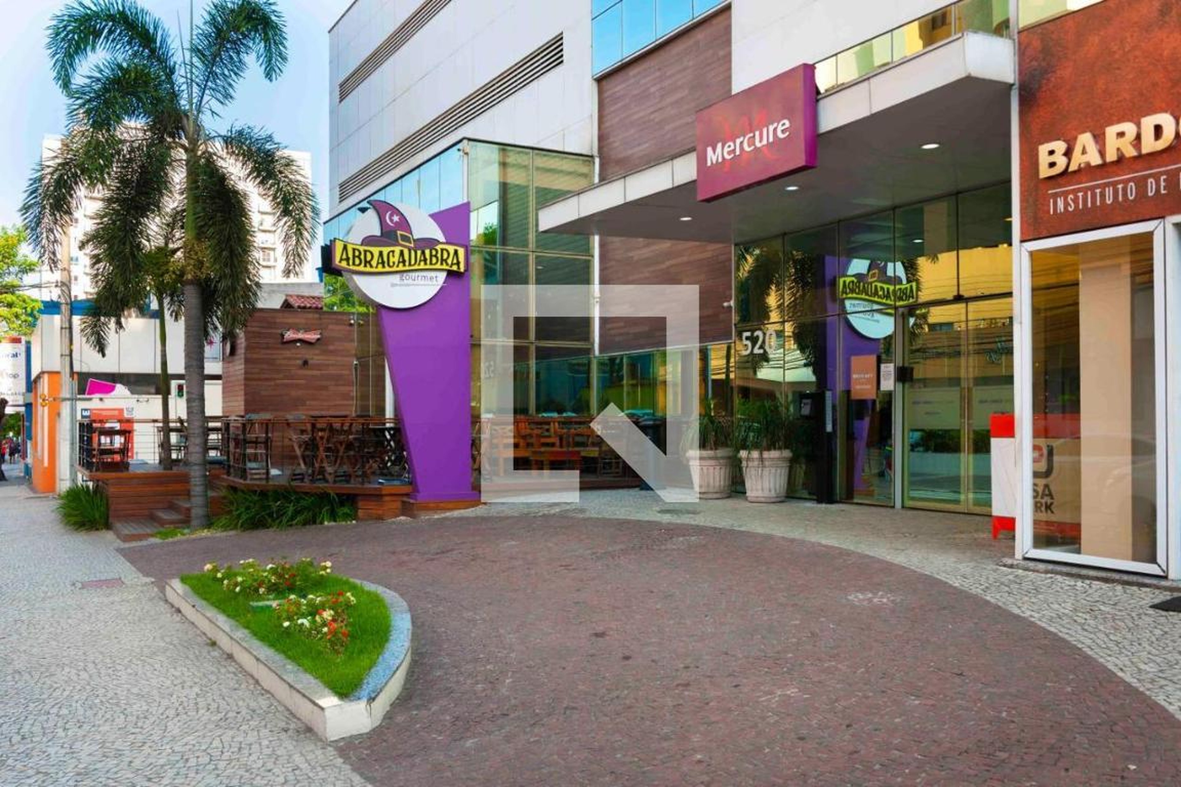 Fachada do Prédio Condomínio Mercure