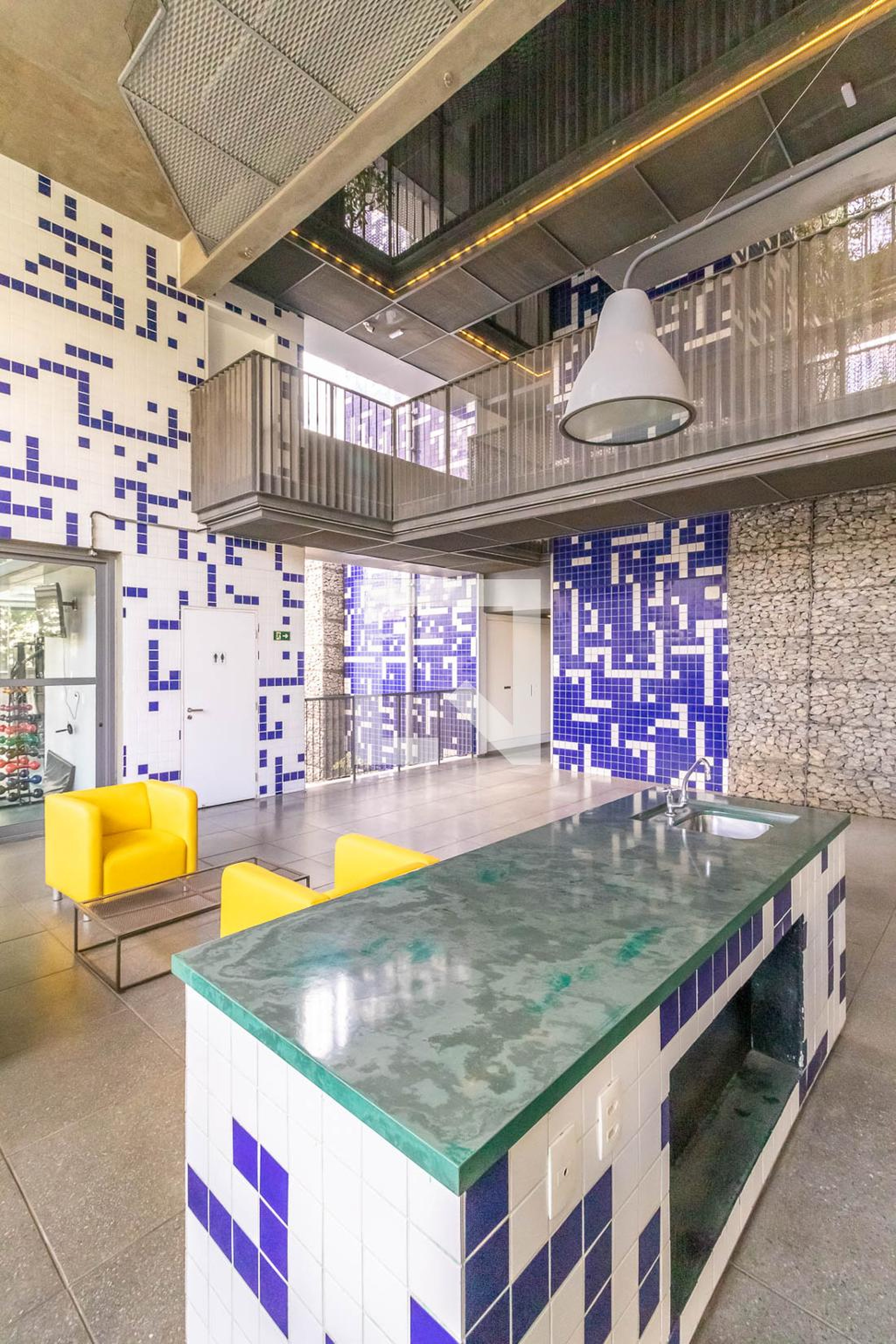 Área comum - P.O.P Xyz