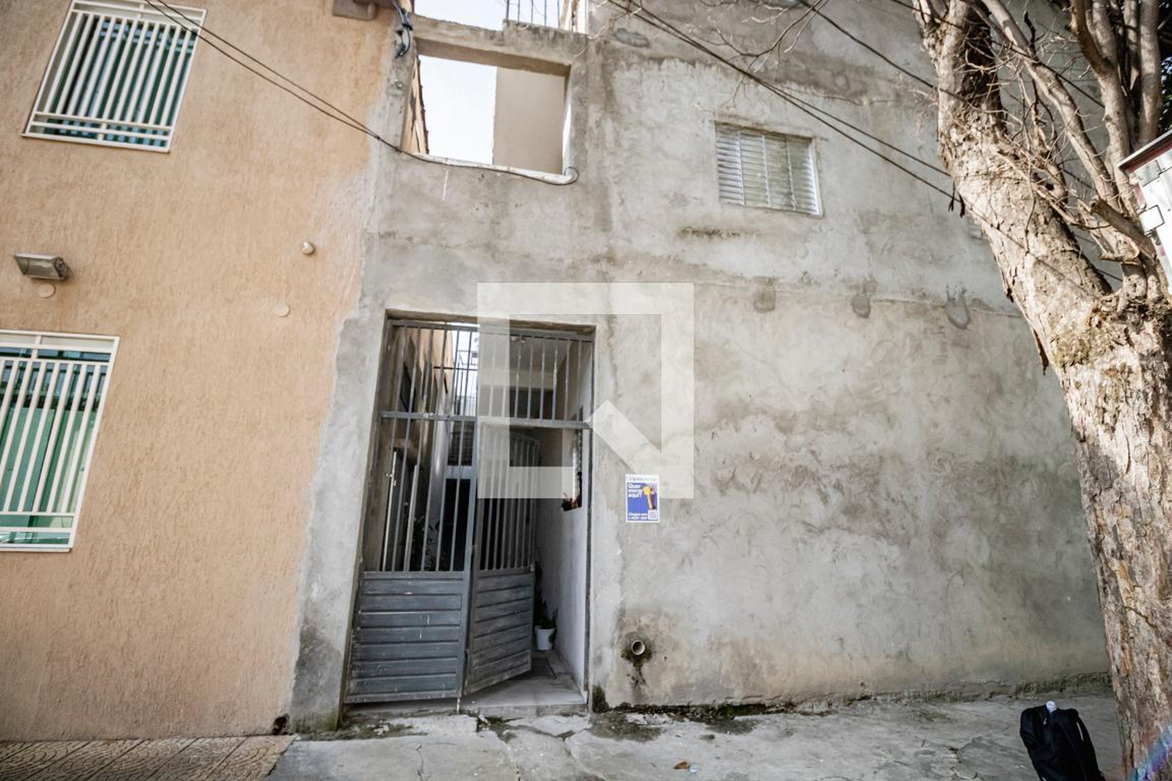 Fachada do Prédio Condomínio em Rua Costa Aguiar, 400