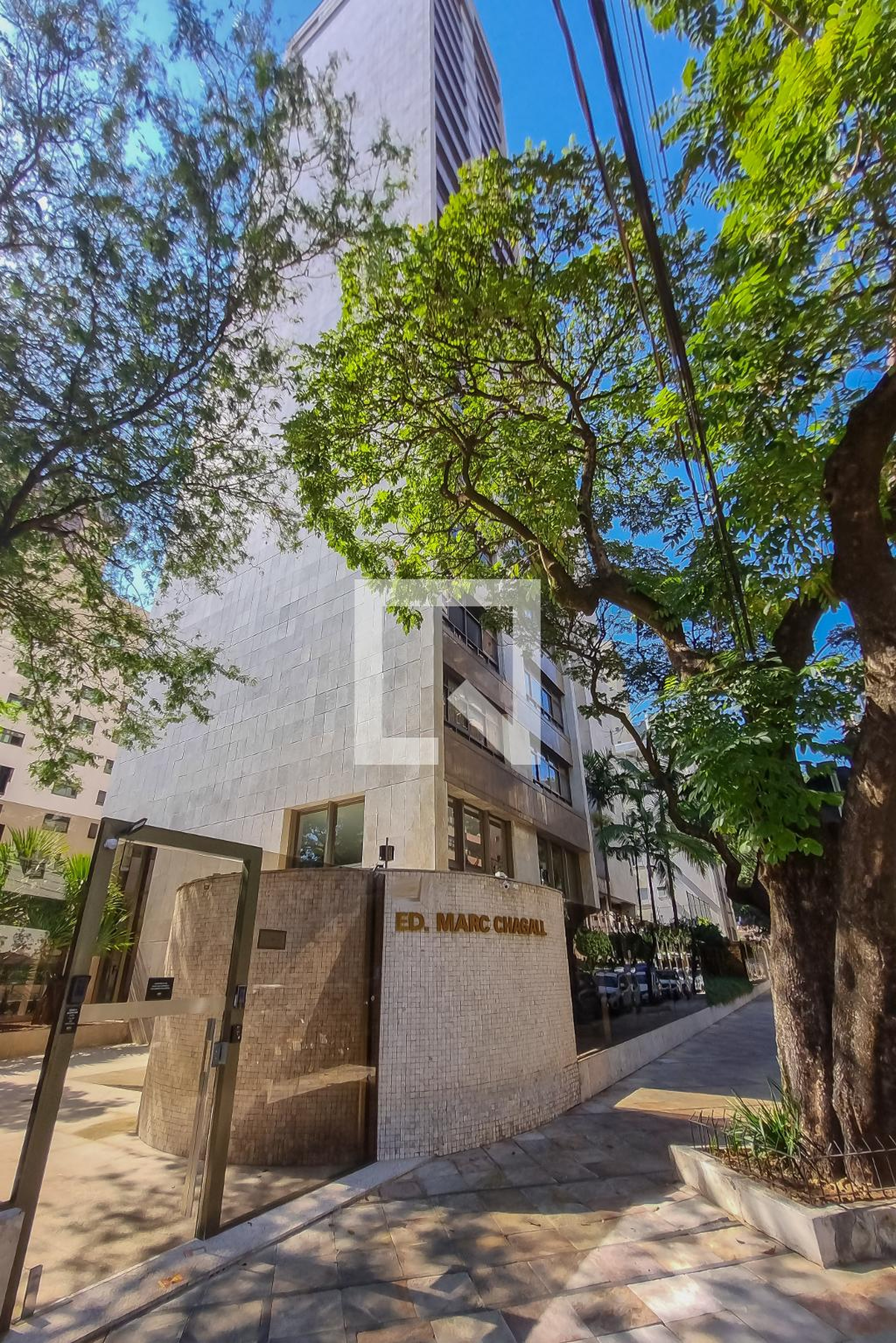 Fachada Edifício Marc Chagall