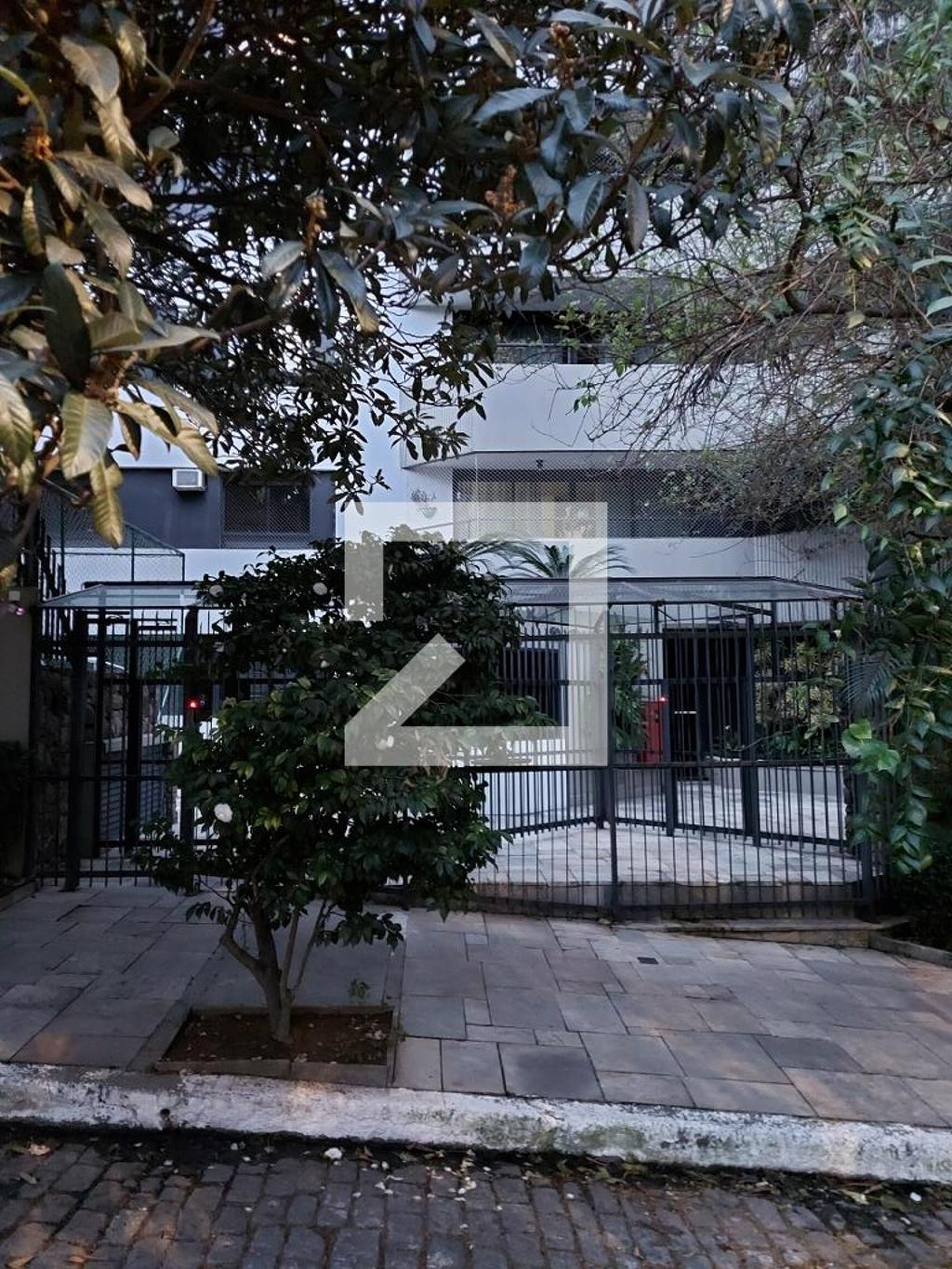 Fachada Condomínio Las Brisas