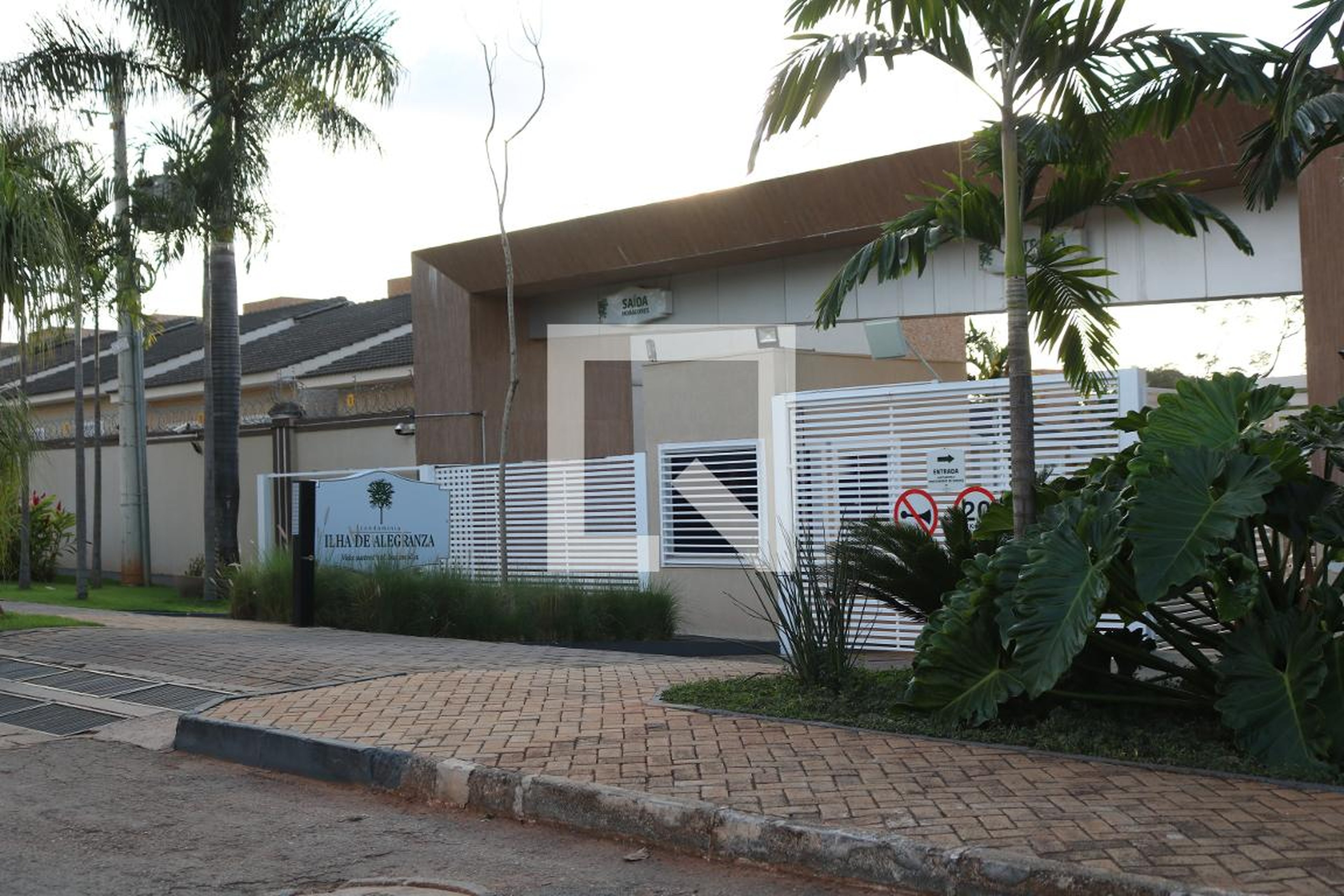 Fachada do condomínio Condomínio Ilha de Alegranza