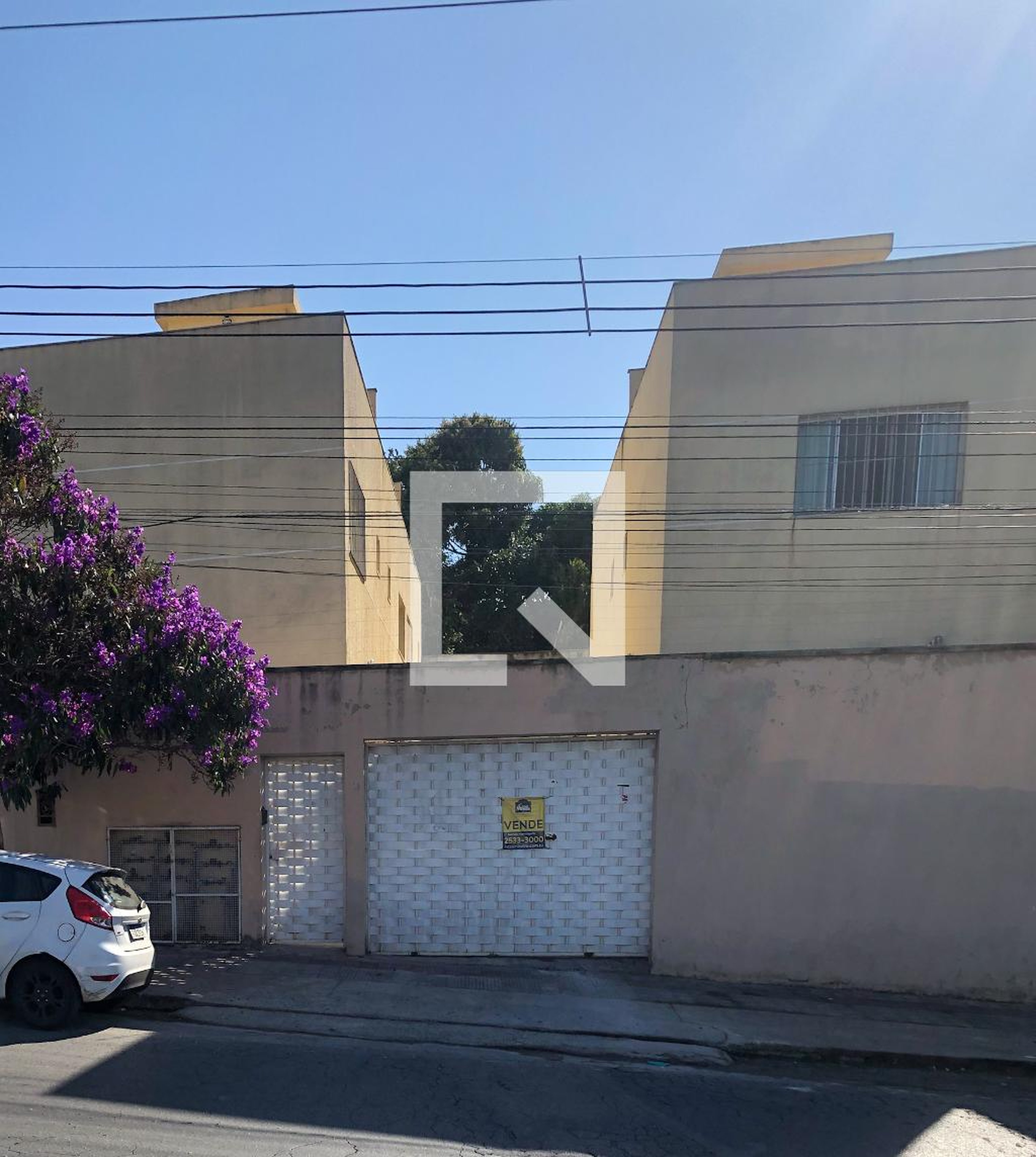 Fachada Condomínio em Rua Potomaio, 353