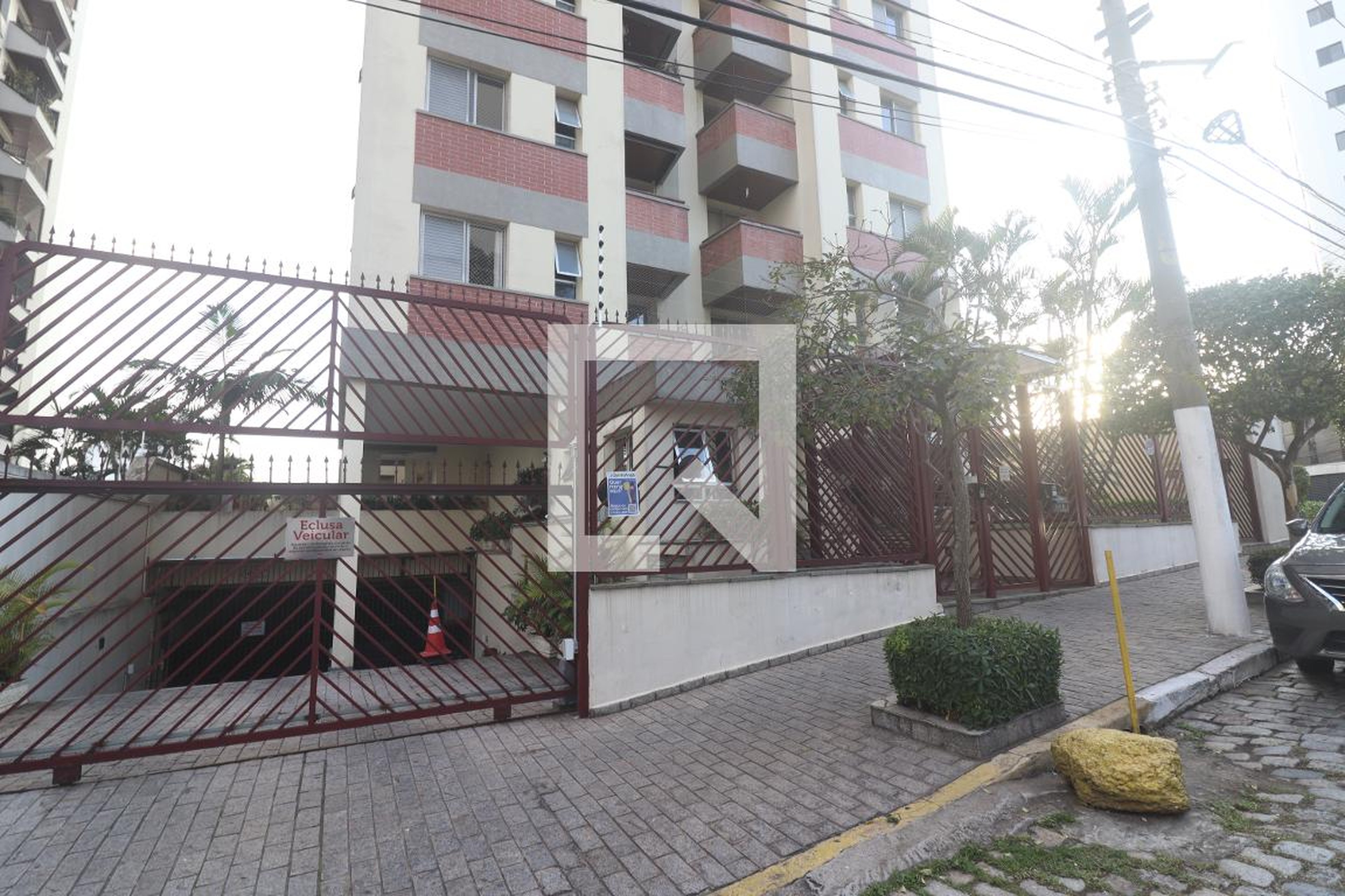 Fachada do condomínio Condomínio Ville de Chamonix