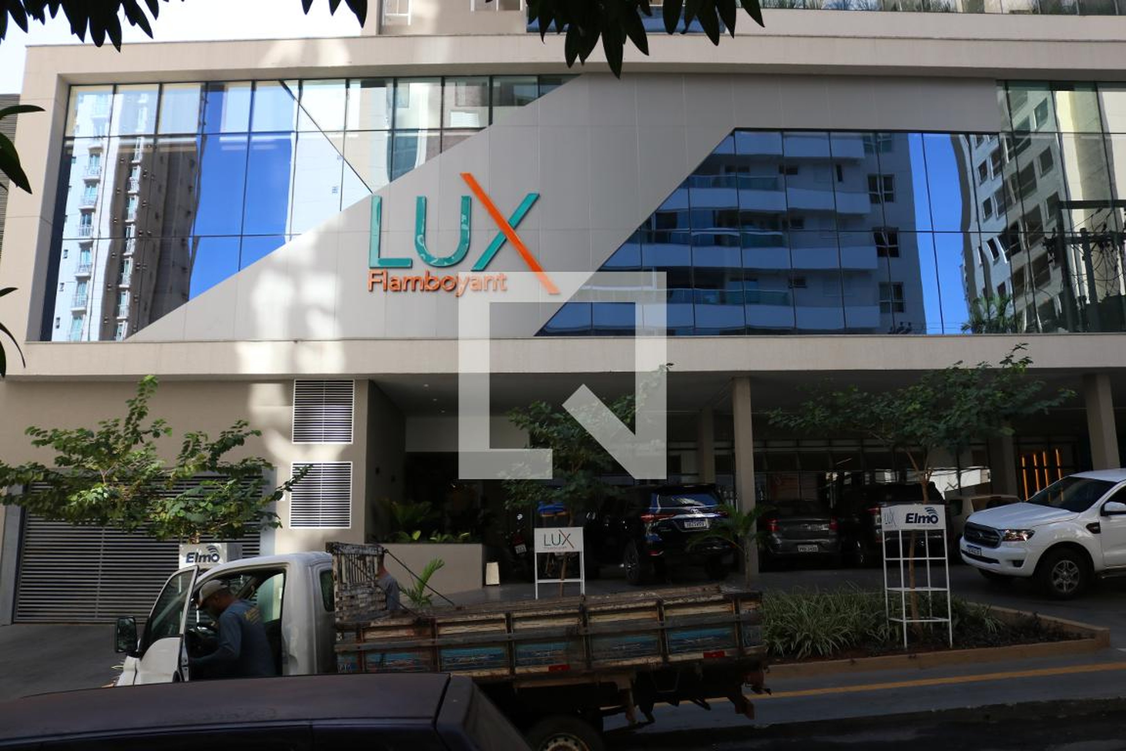 Fachada do Prédio Condomínio Lux Flamboyant