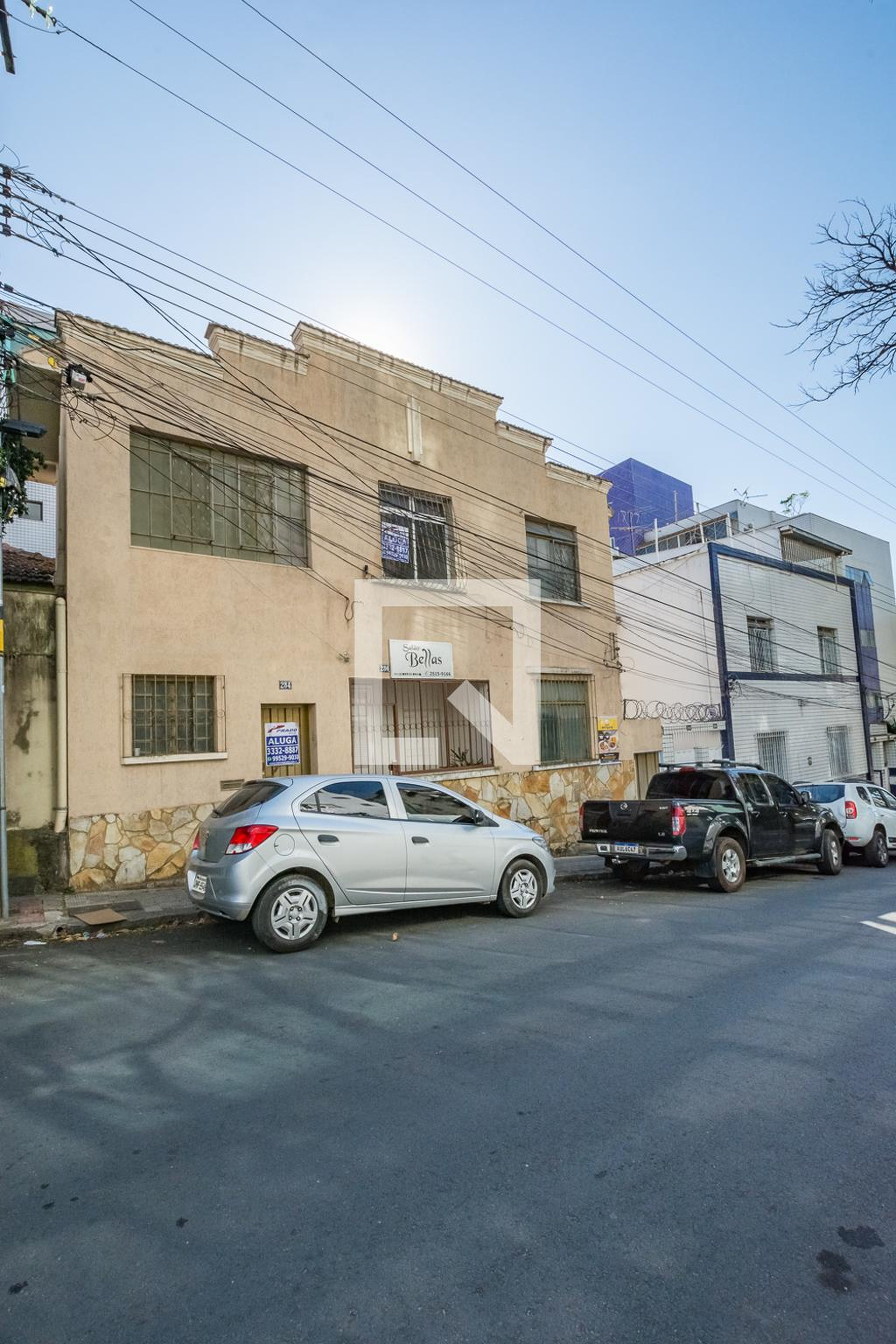 Fachada Condomínio em Rua Rio Claro, 284