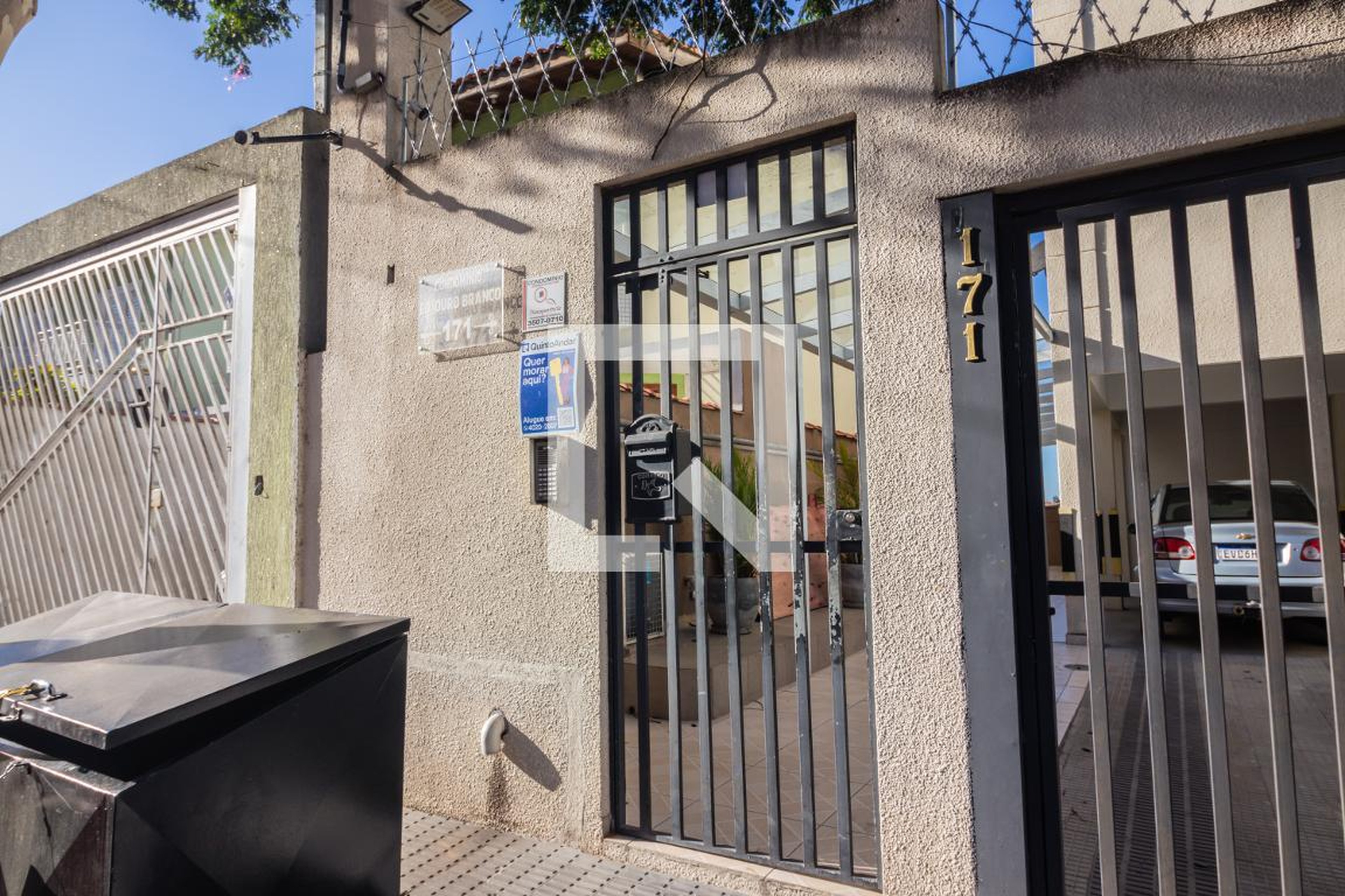 Fachada do Condomínio Edifício Ouro Branco