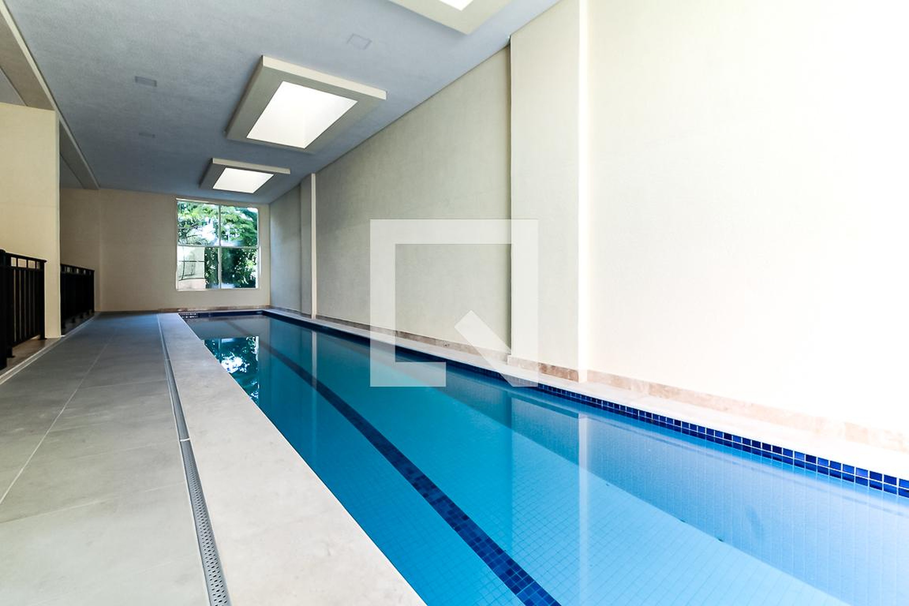 Piscina Coberta - FAO Building: Piazza San Simone - Jardim São Paulo