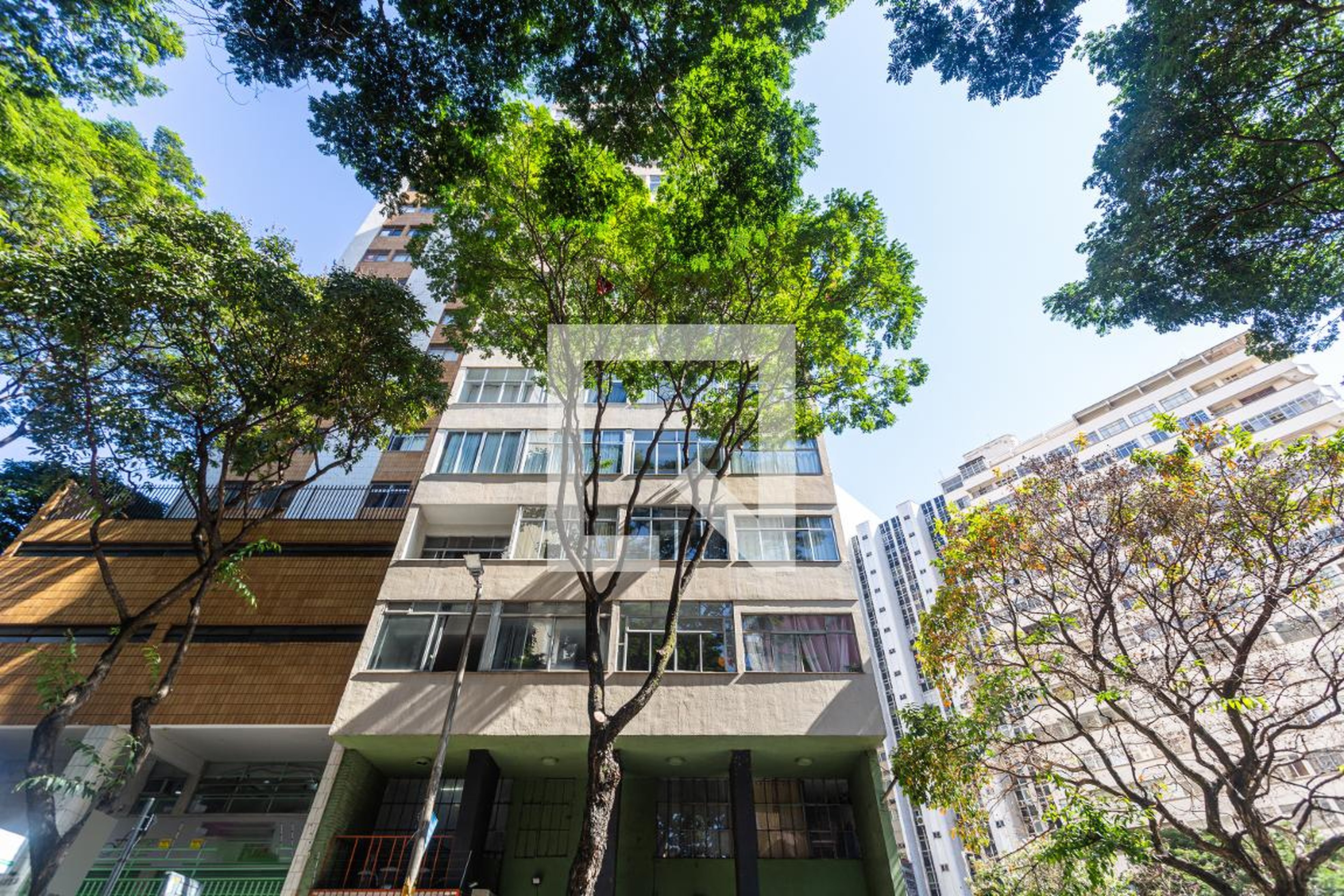 Fachada Condomínio em Rua da Bahia, 1320