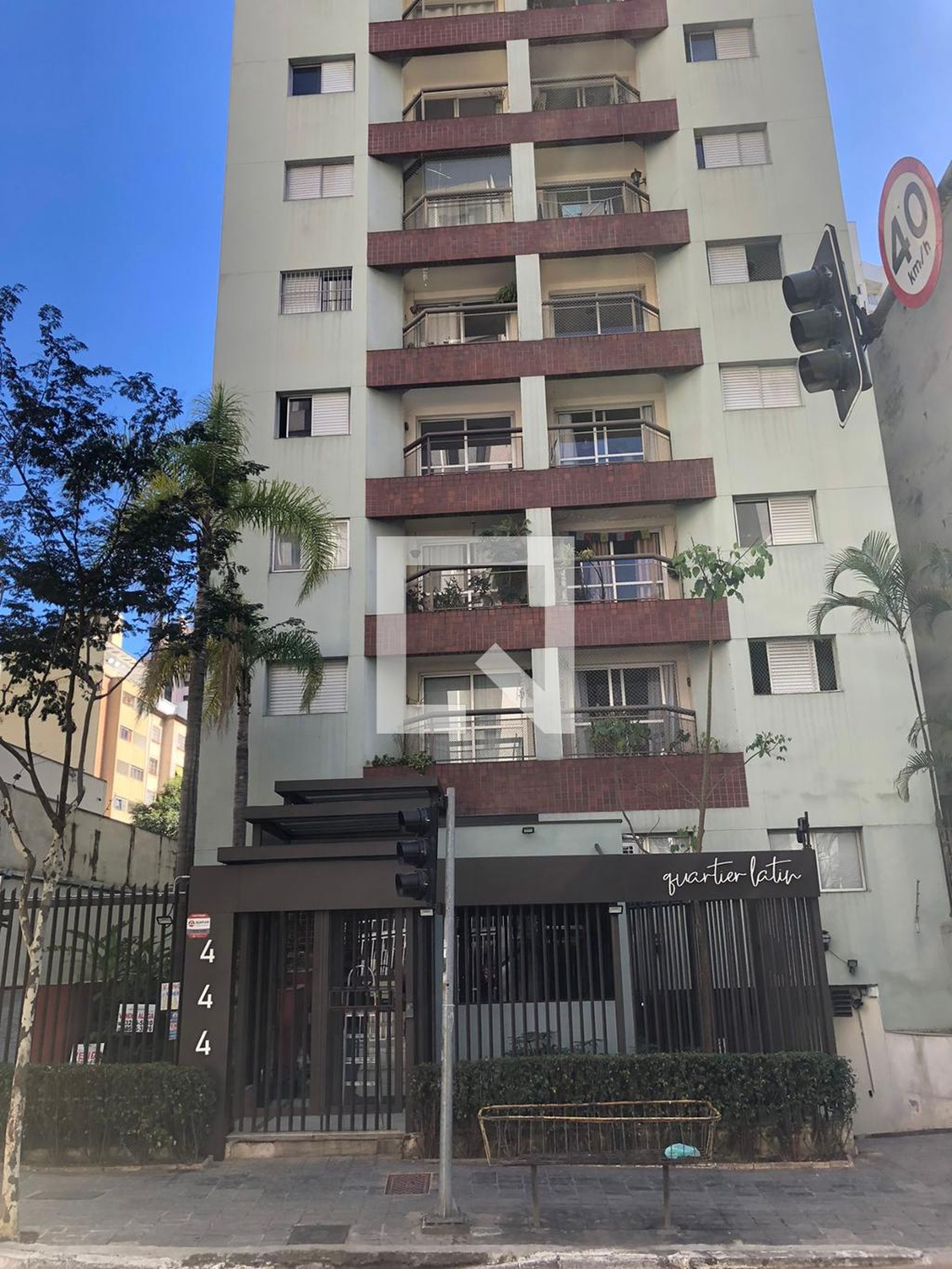 Fachada do Prédio Edifício Quartier Latin