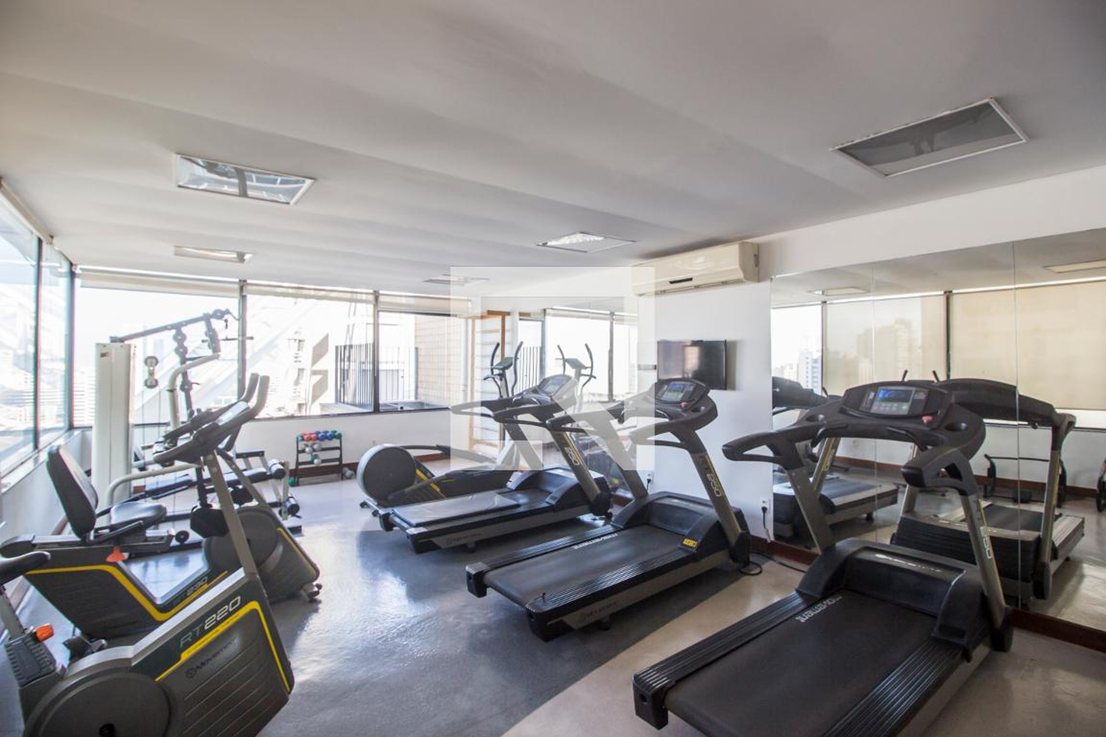 Academia - Sol Alphaville Hotel & Residence