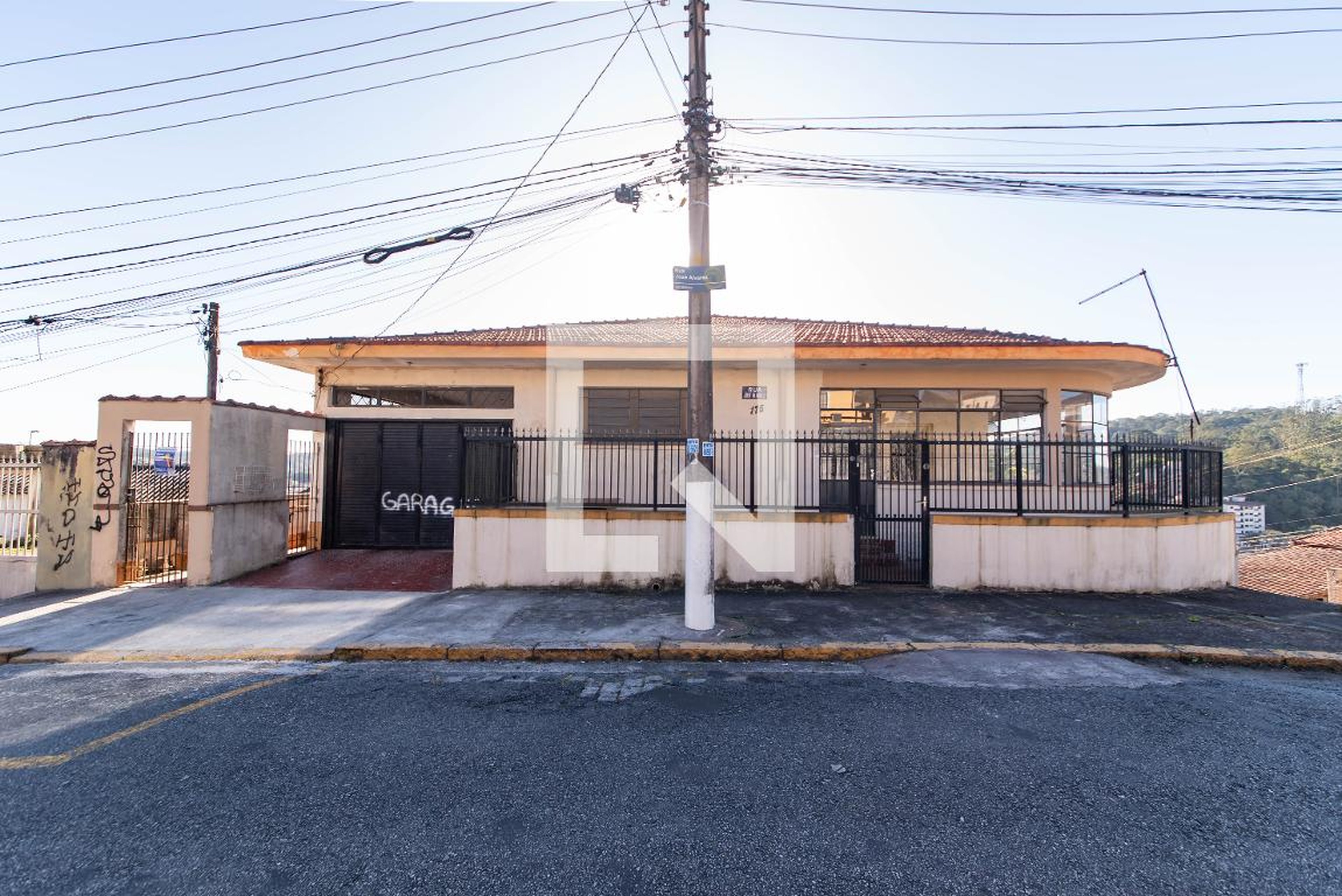 Fachada Condomínio em Rua José Álvares, 173