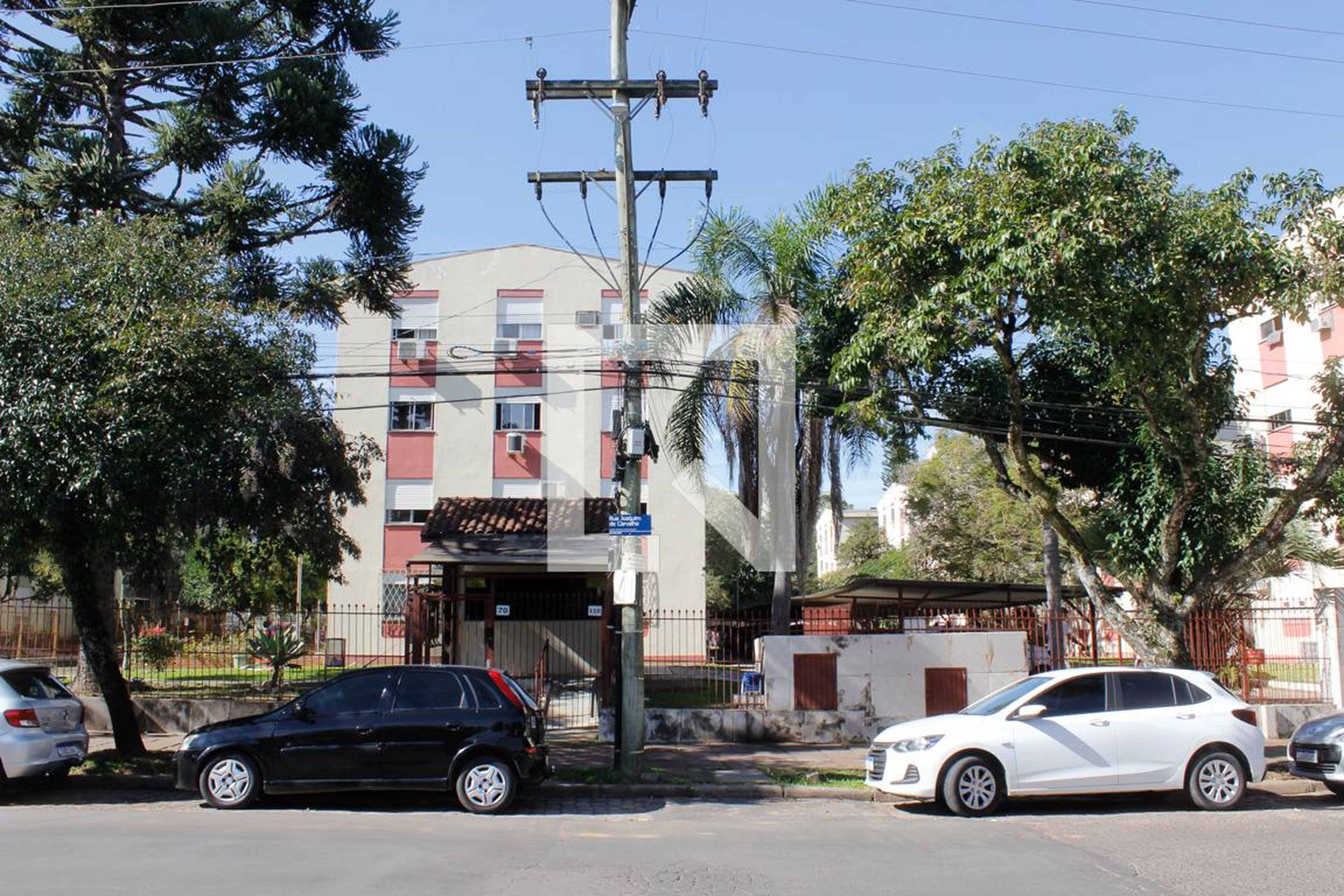 Fachada do Prédio Condomínio em Rua Coronel Otaviano Pinto Soares, 395