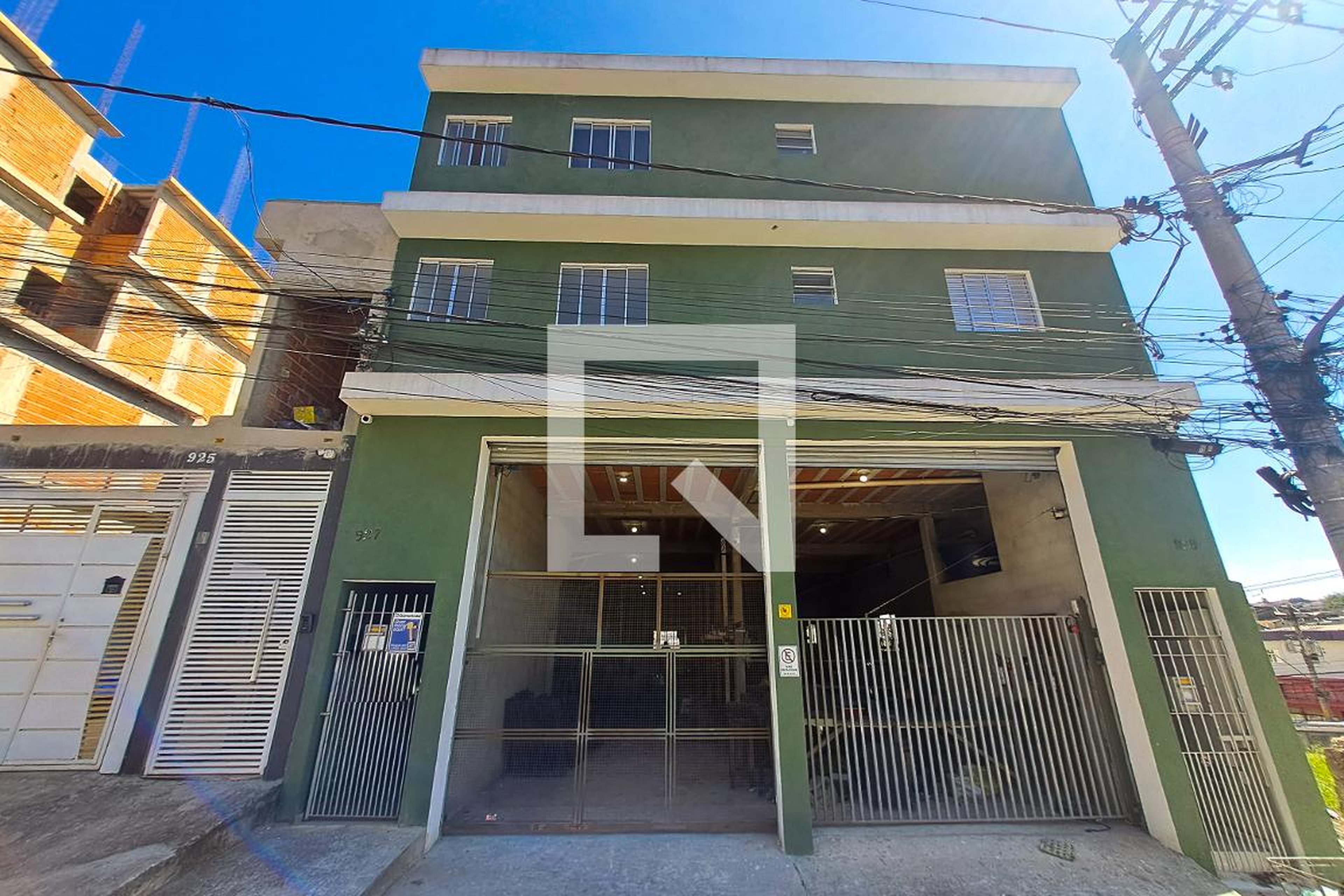 Fachada Condomínio em Rua Caetano Basso, 927