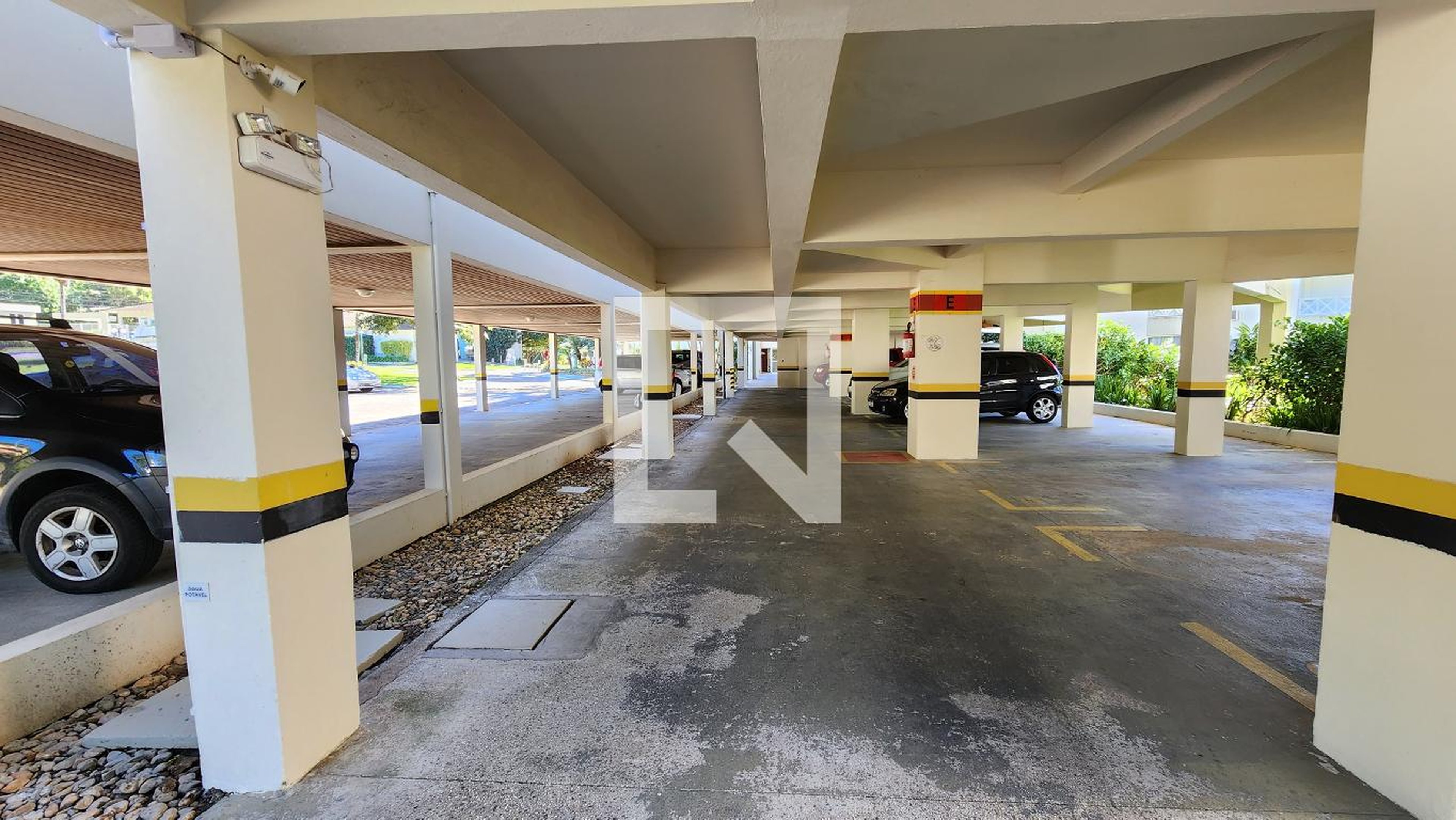 Estacionamento - Residencial e Comercial Porto da Lagoa Resort