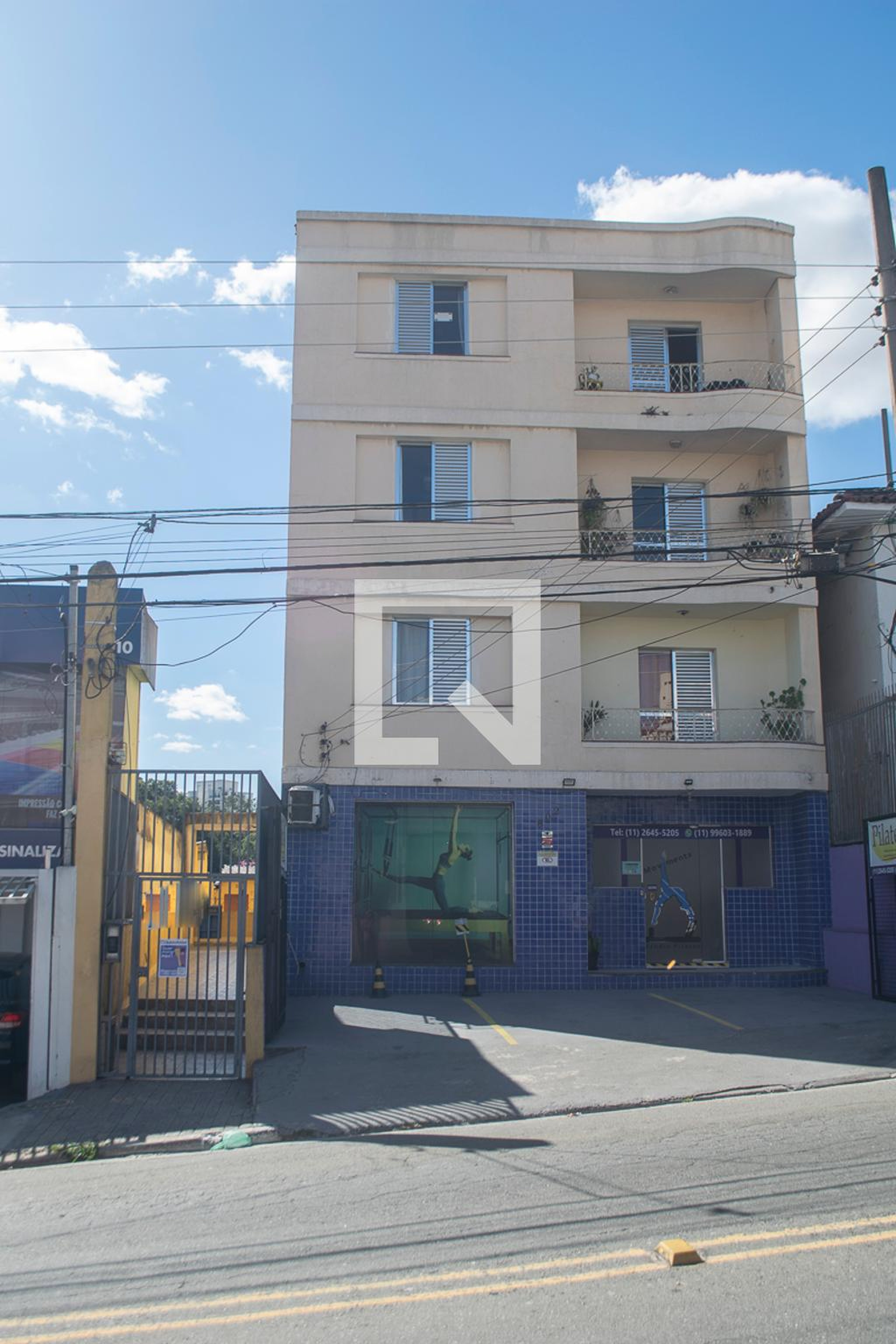 Fachada Condomínio Rosa e Maria