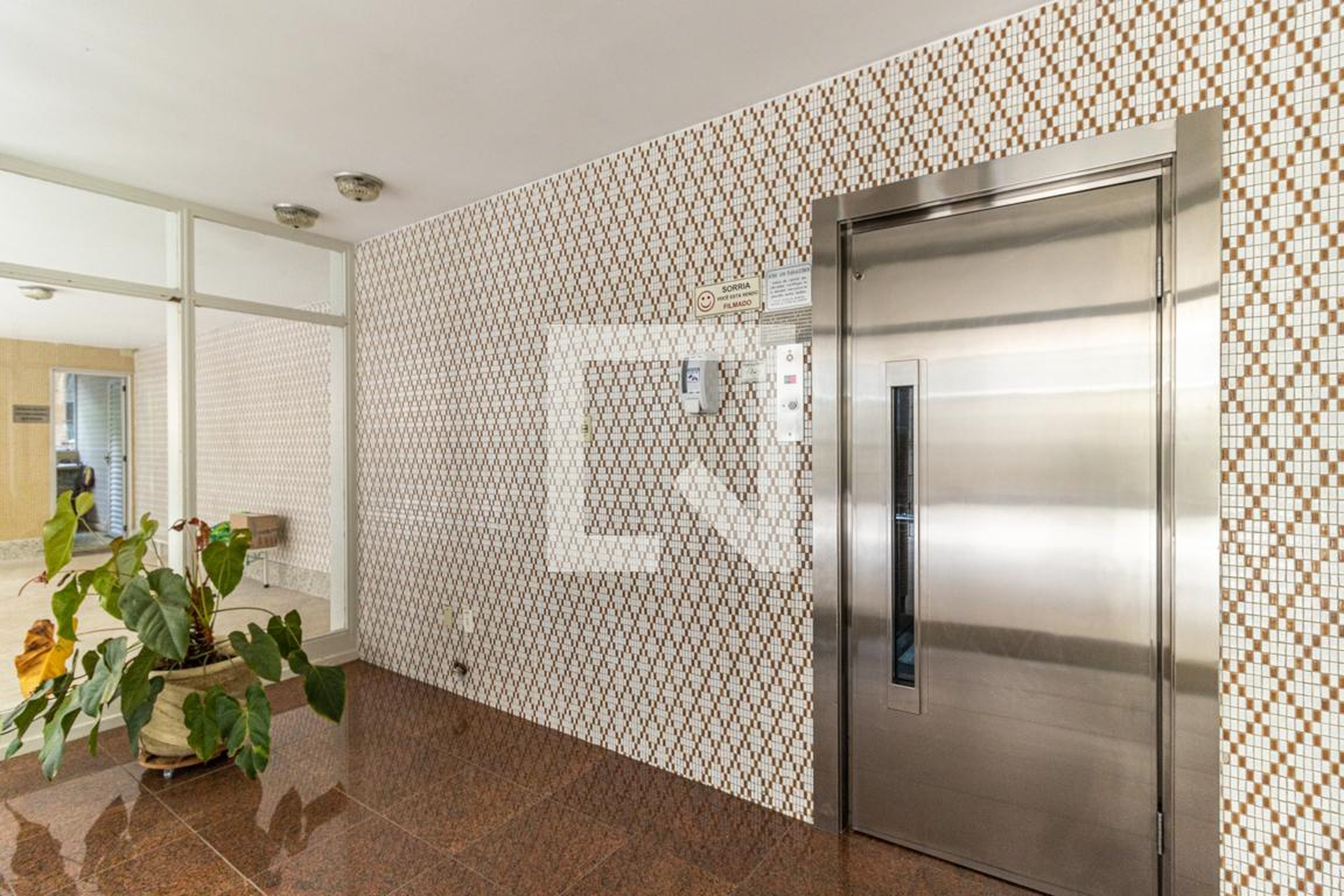 Elevador - Edifício Monteiro Machado
