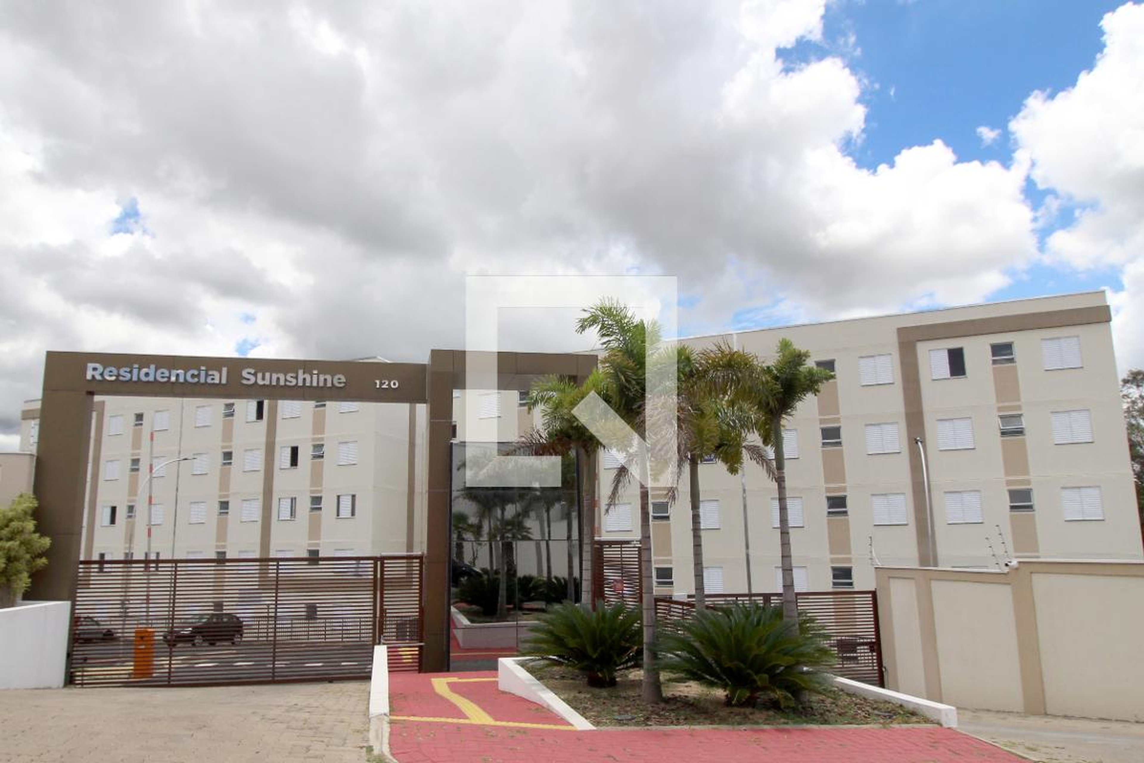 Fachada Residencial Sunshine