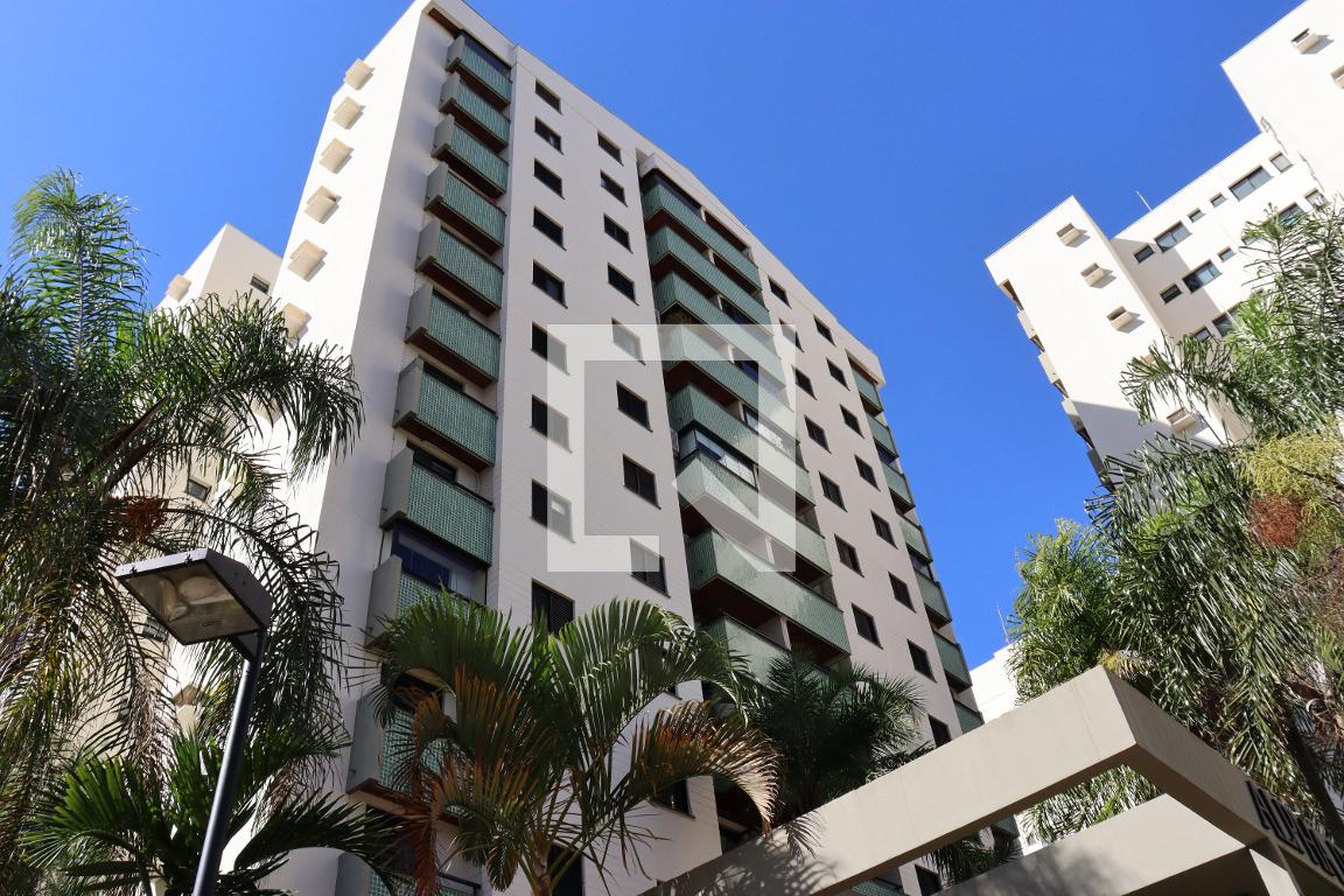 Fachada do Prédio Condomínio Alpha Park