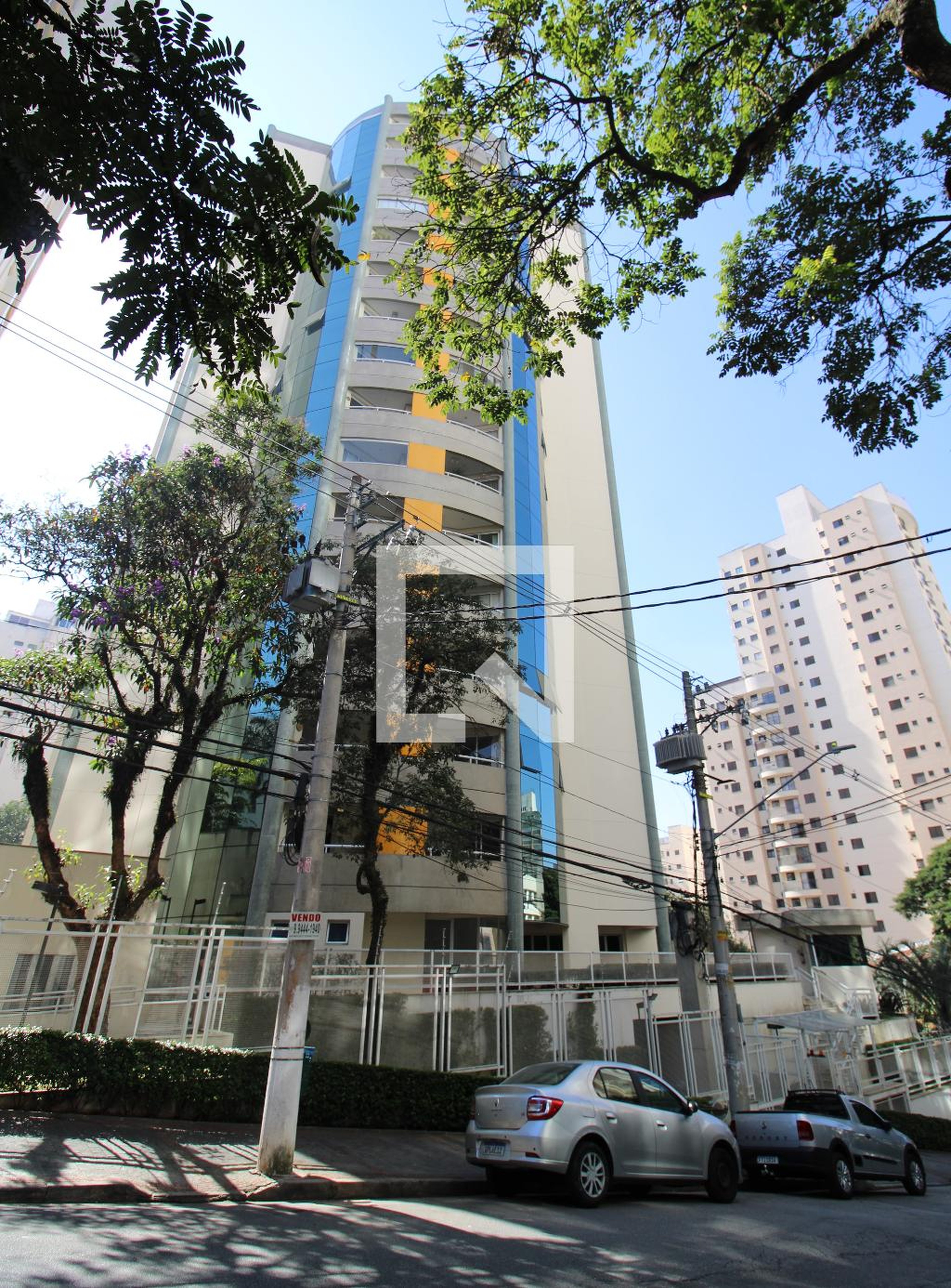 Fachada do condomínio Condomínio Miró