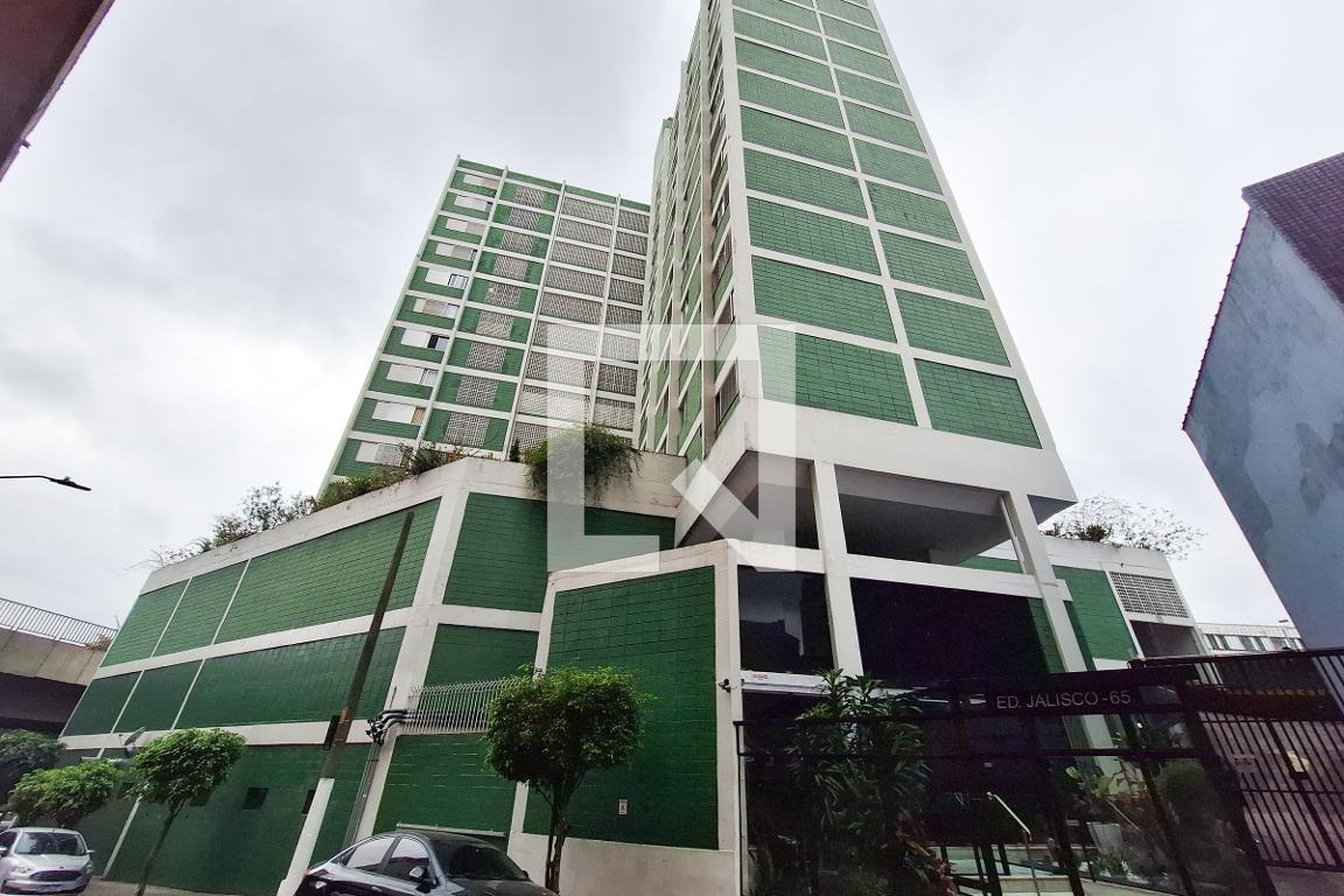 Fachada Condomínio em Rua das Carmelitas, 65