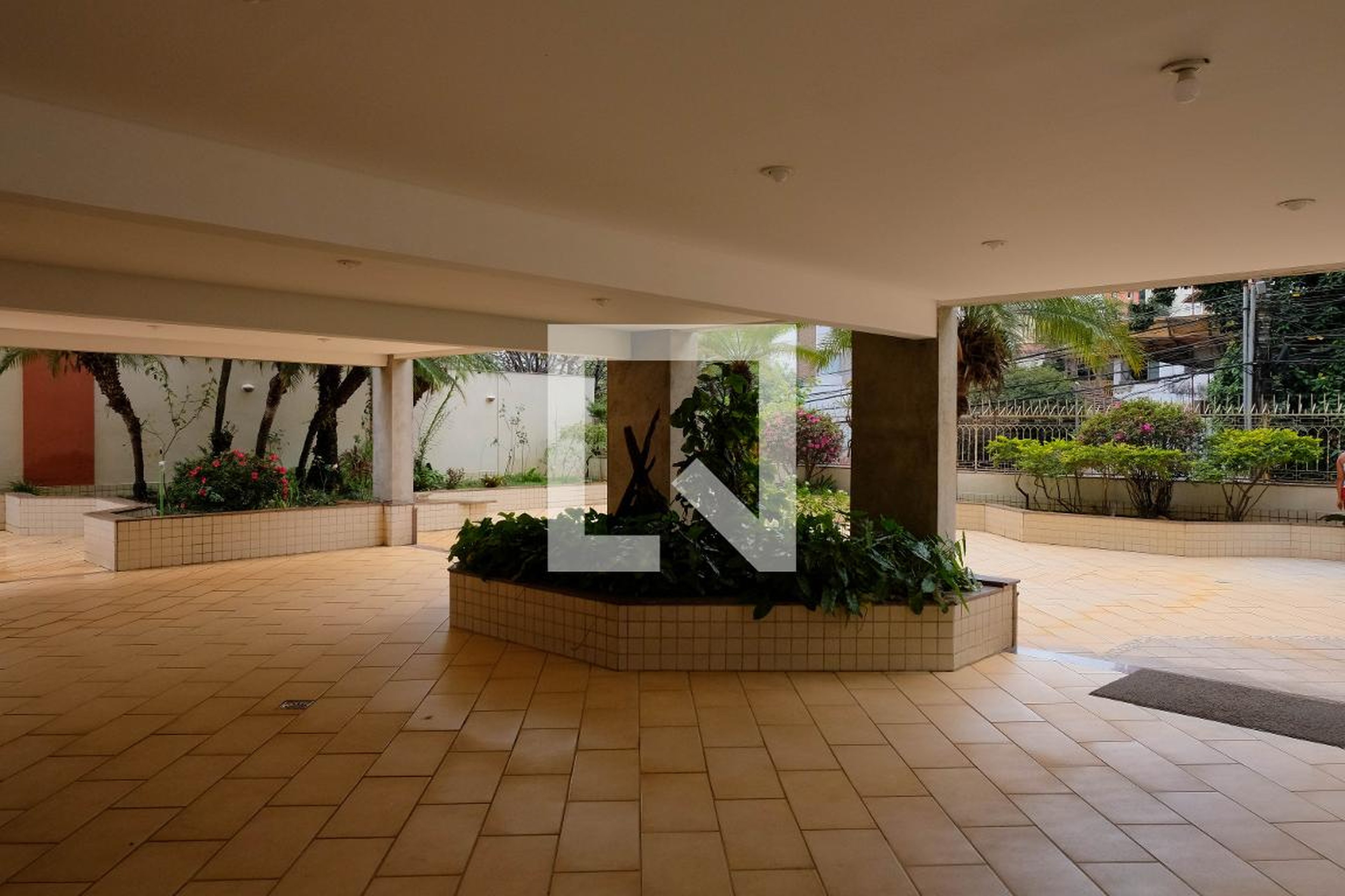 Hall de entrada - Edificio Saint Ettienne