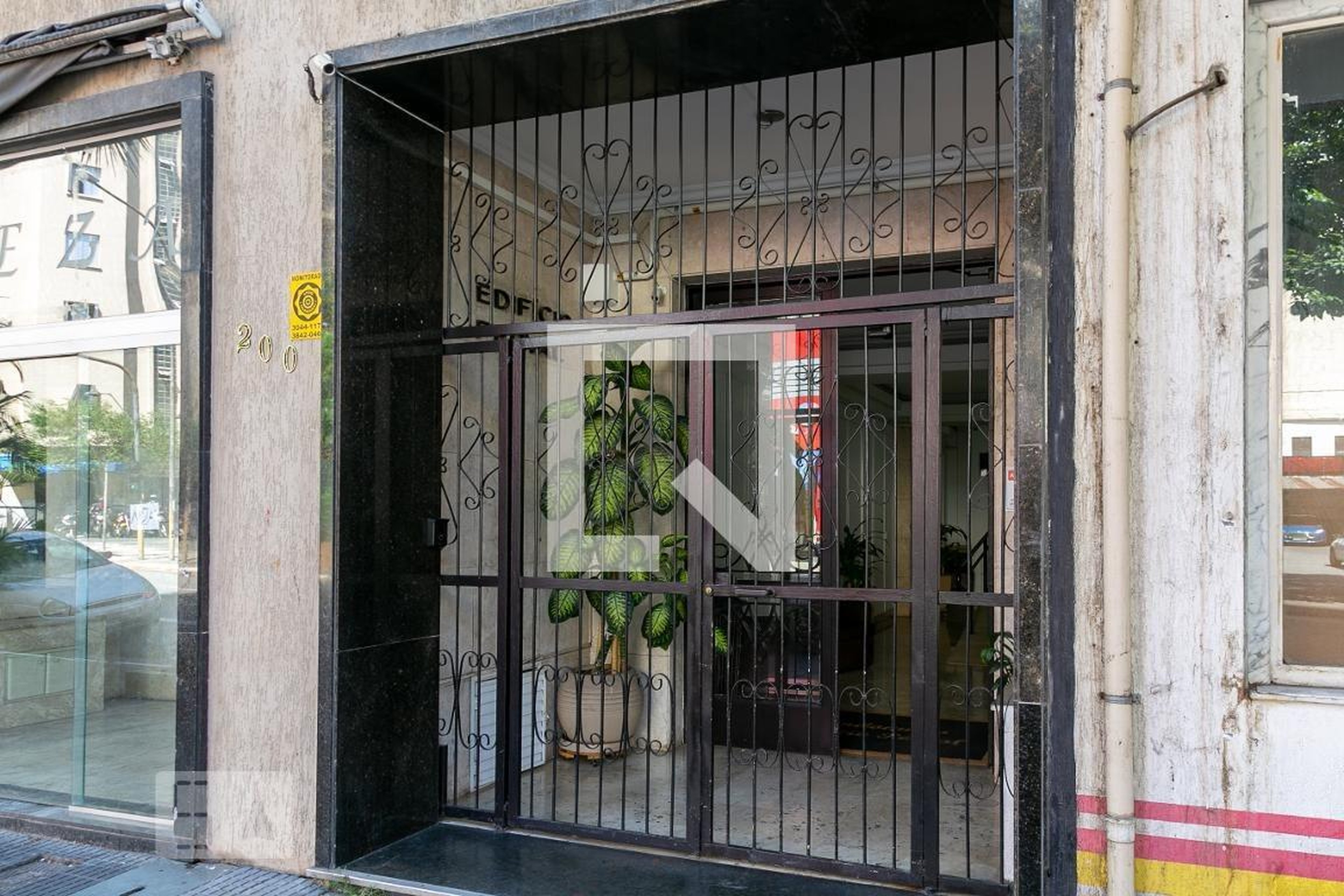 Fachada do Prédio Condomínio Perval