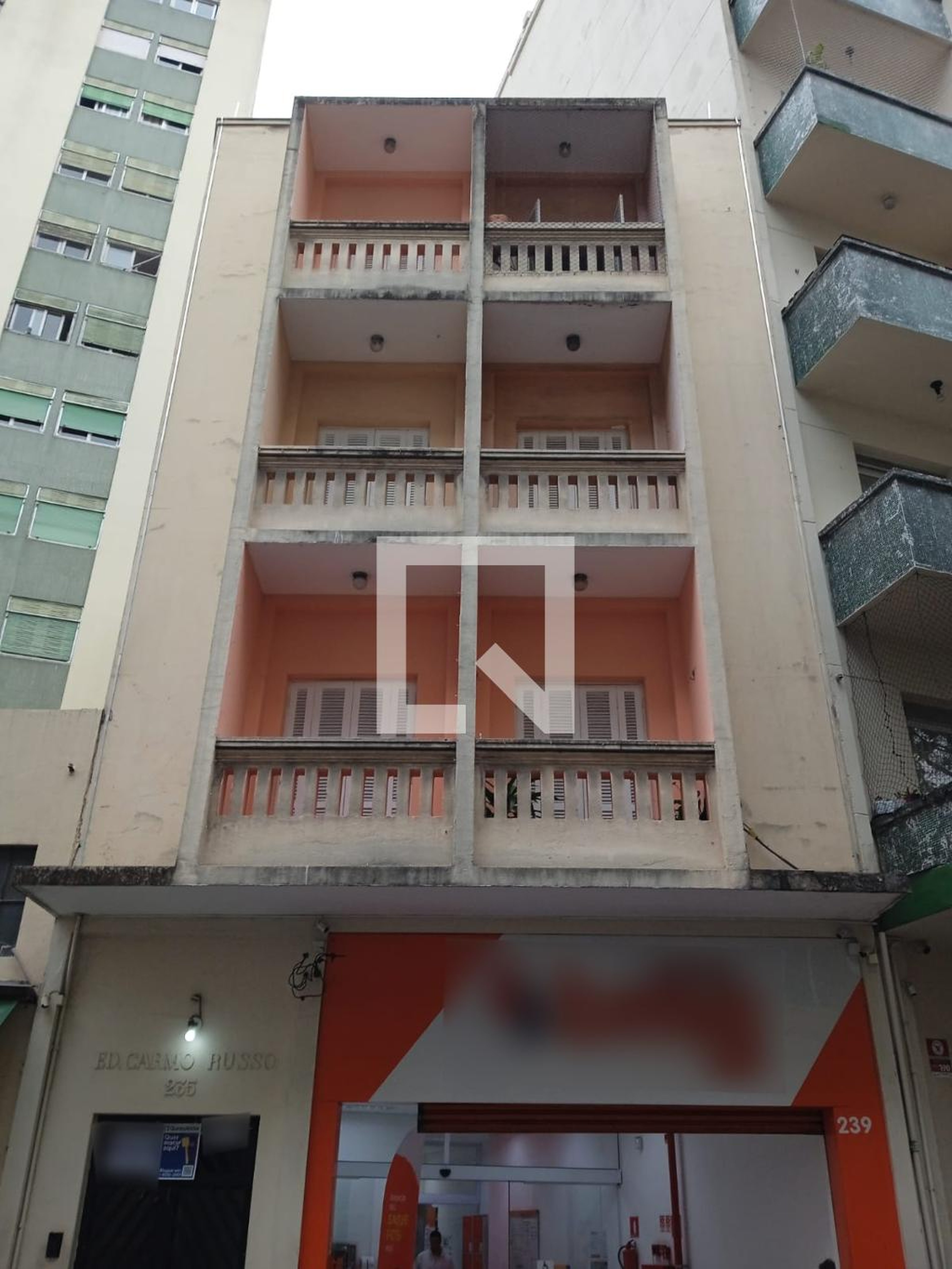 Fachada Edifício Carmo Russo