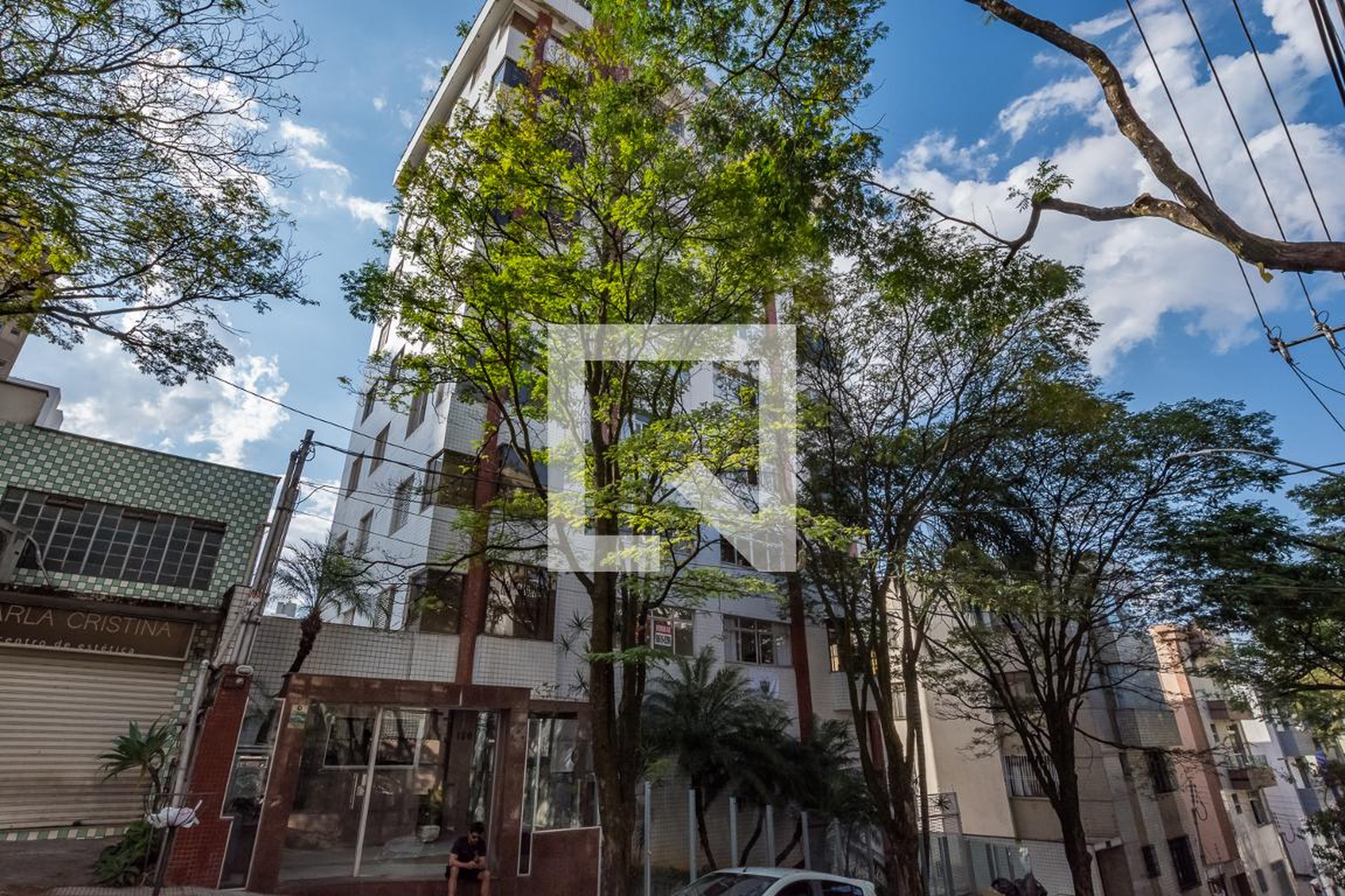 Fachada Condomínio em Rua Doutor Juvenal dos Santos, 150