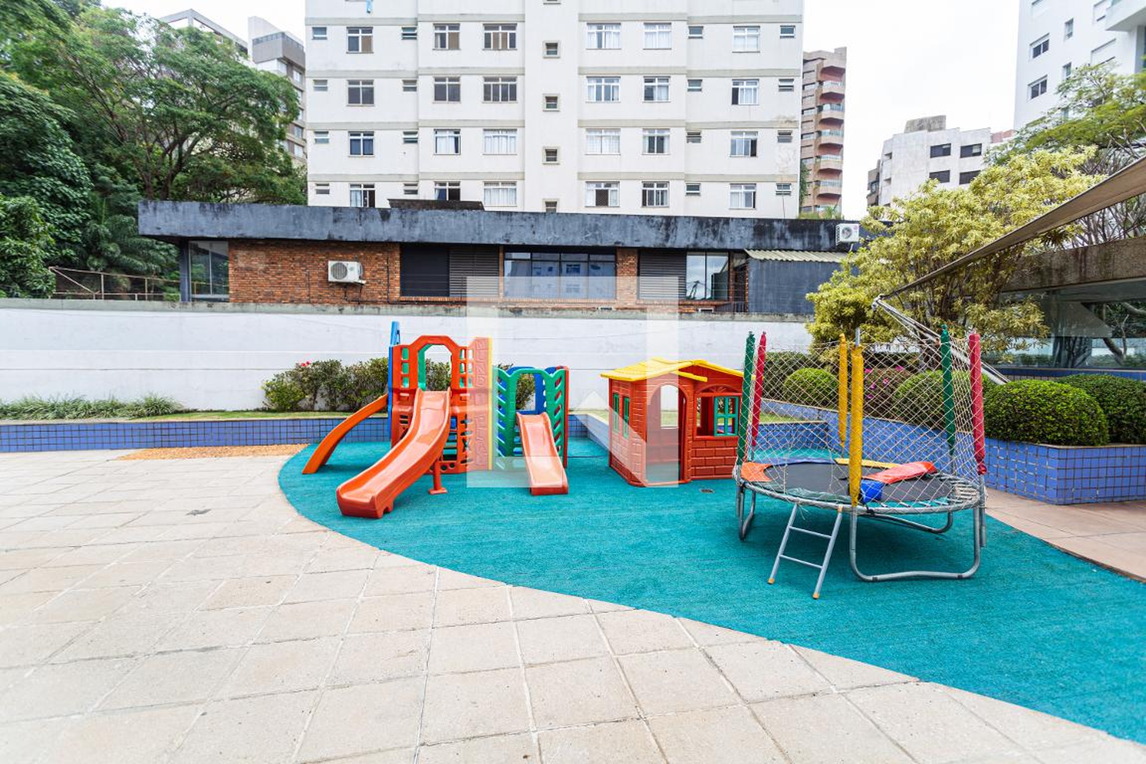 Playground - Parque das Bromélias