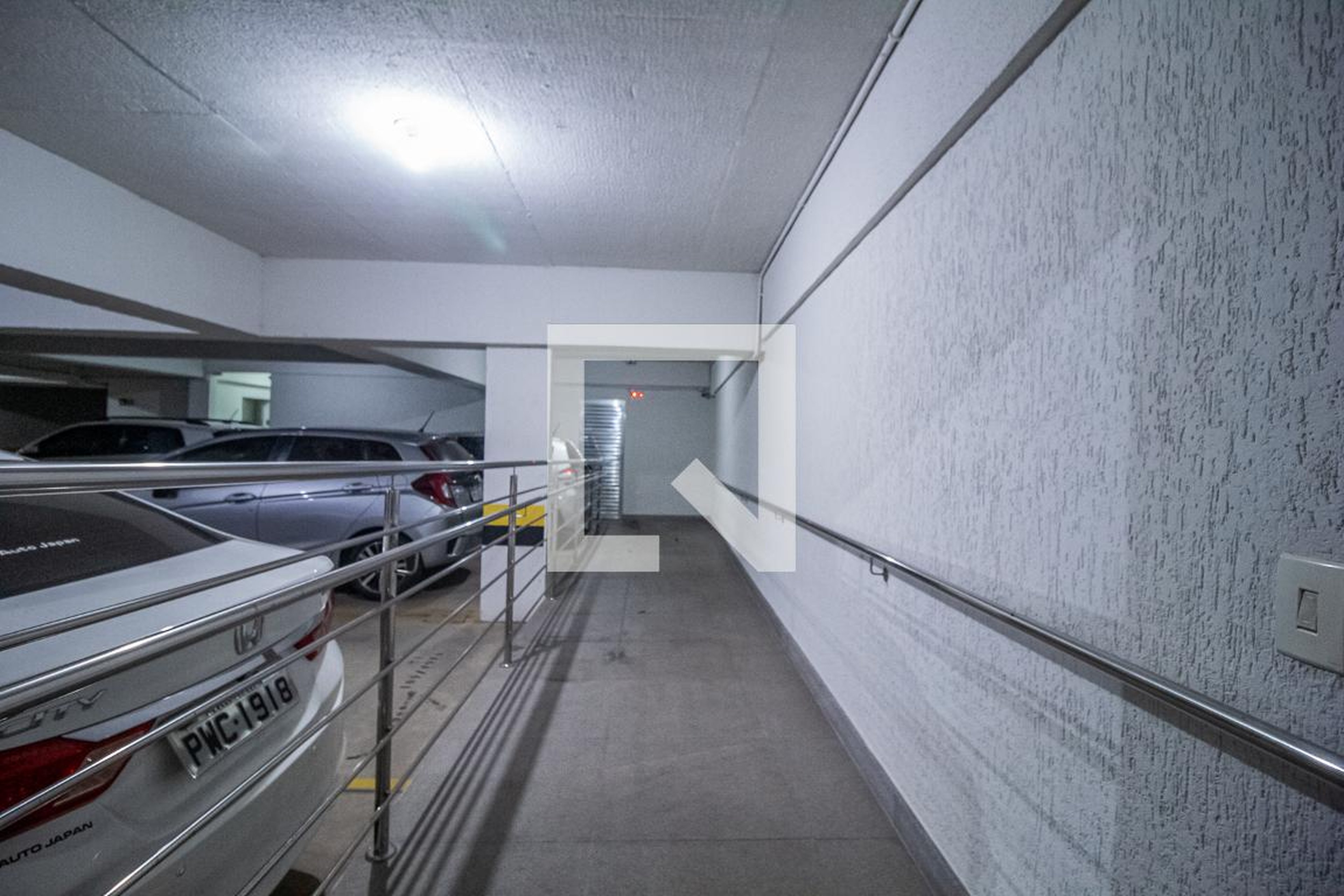 Hall de entrada - Edifício Residencial Rosa Amarela