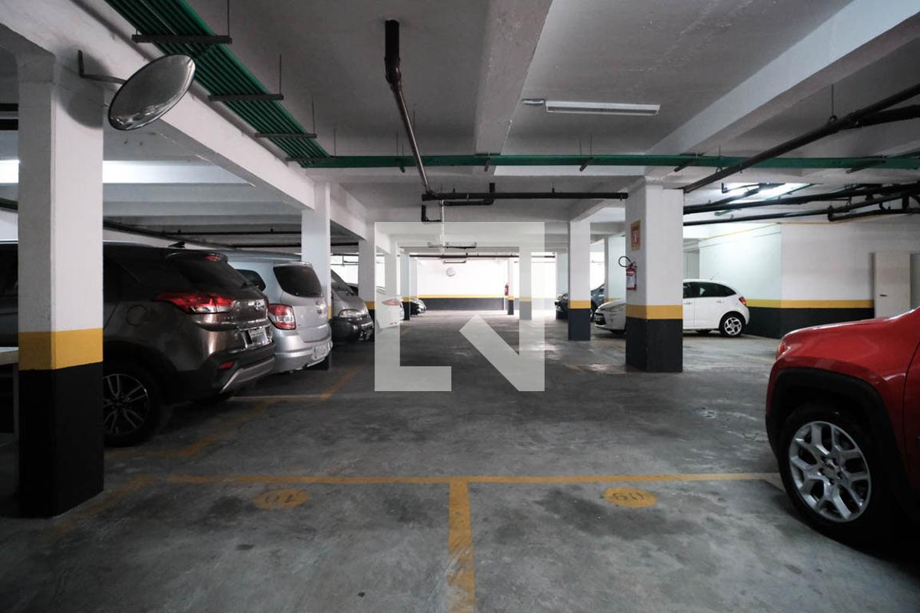 Estacionamento - Bm Construções