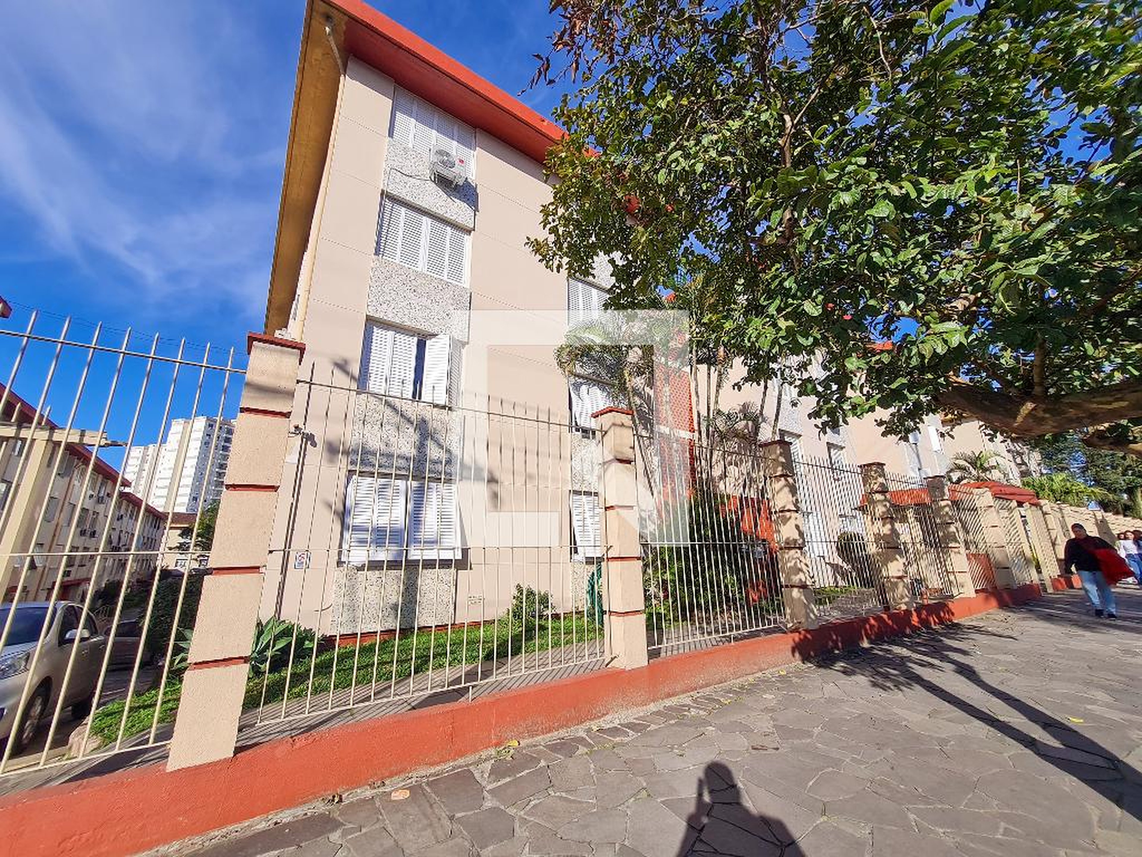 Fachada Condomínio em Avenida Plínio Brasil Milano, 2193