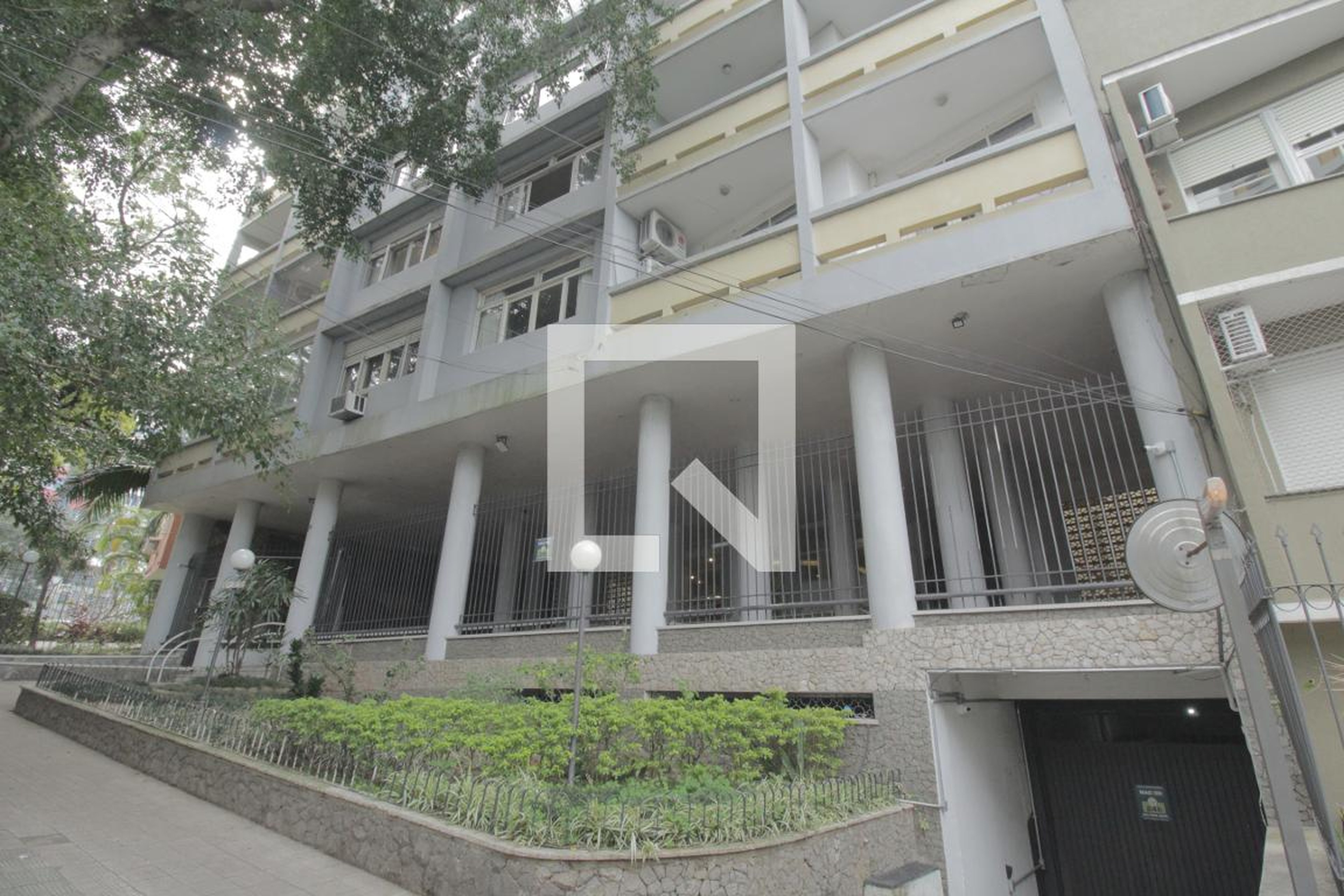 Fachada do Prédio Edifício Suelka