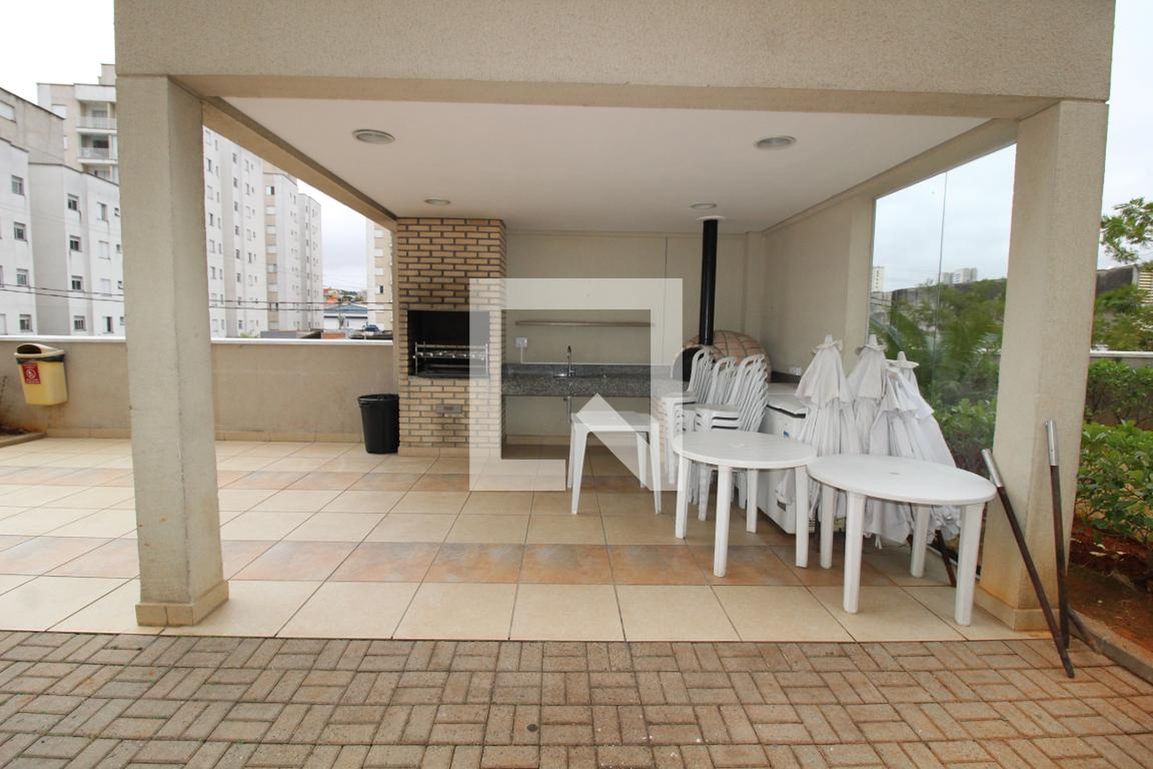 Churrasqueira - HomeClub Carrão