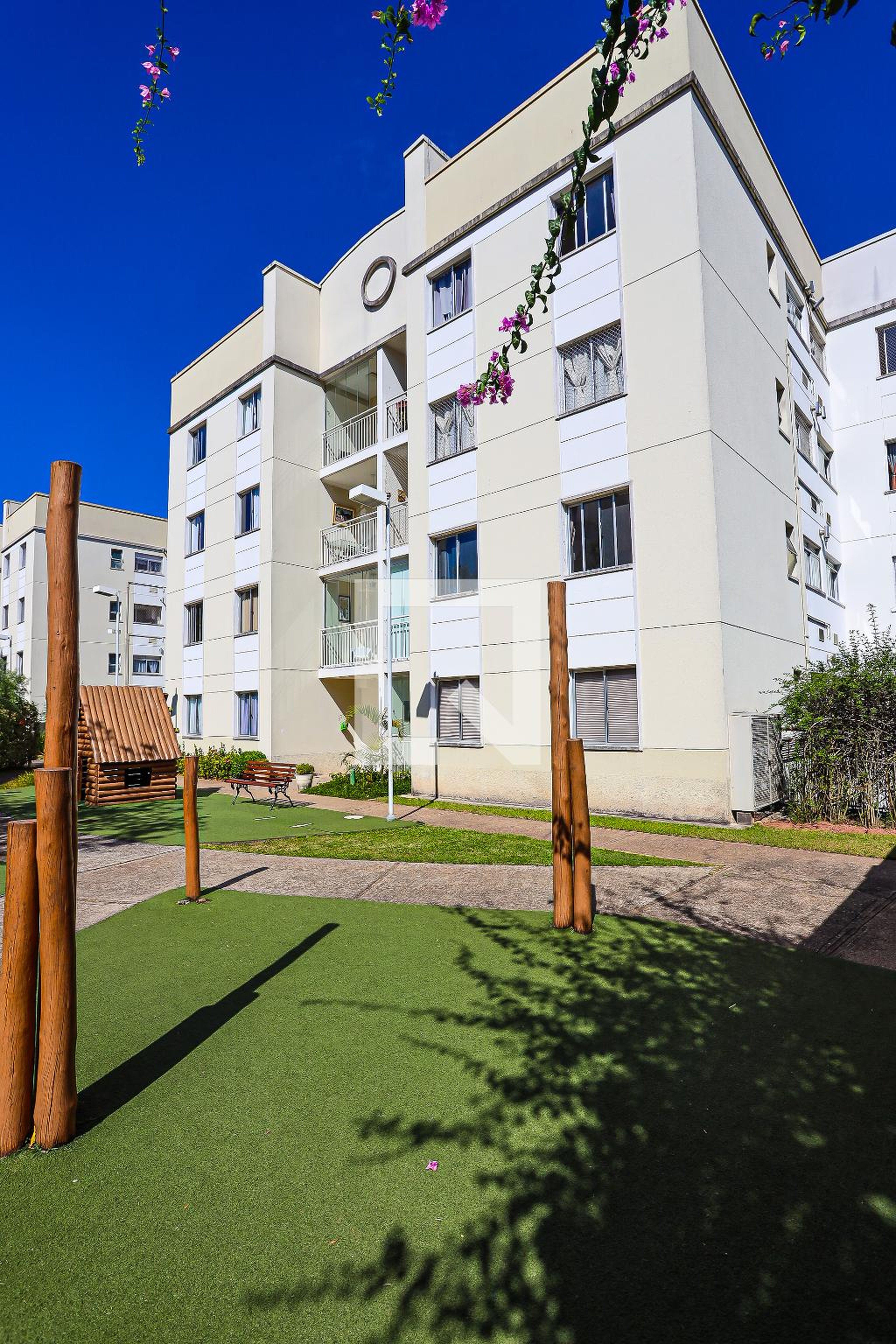 Fachada do prédio Residencial Bosque Clube Cotia